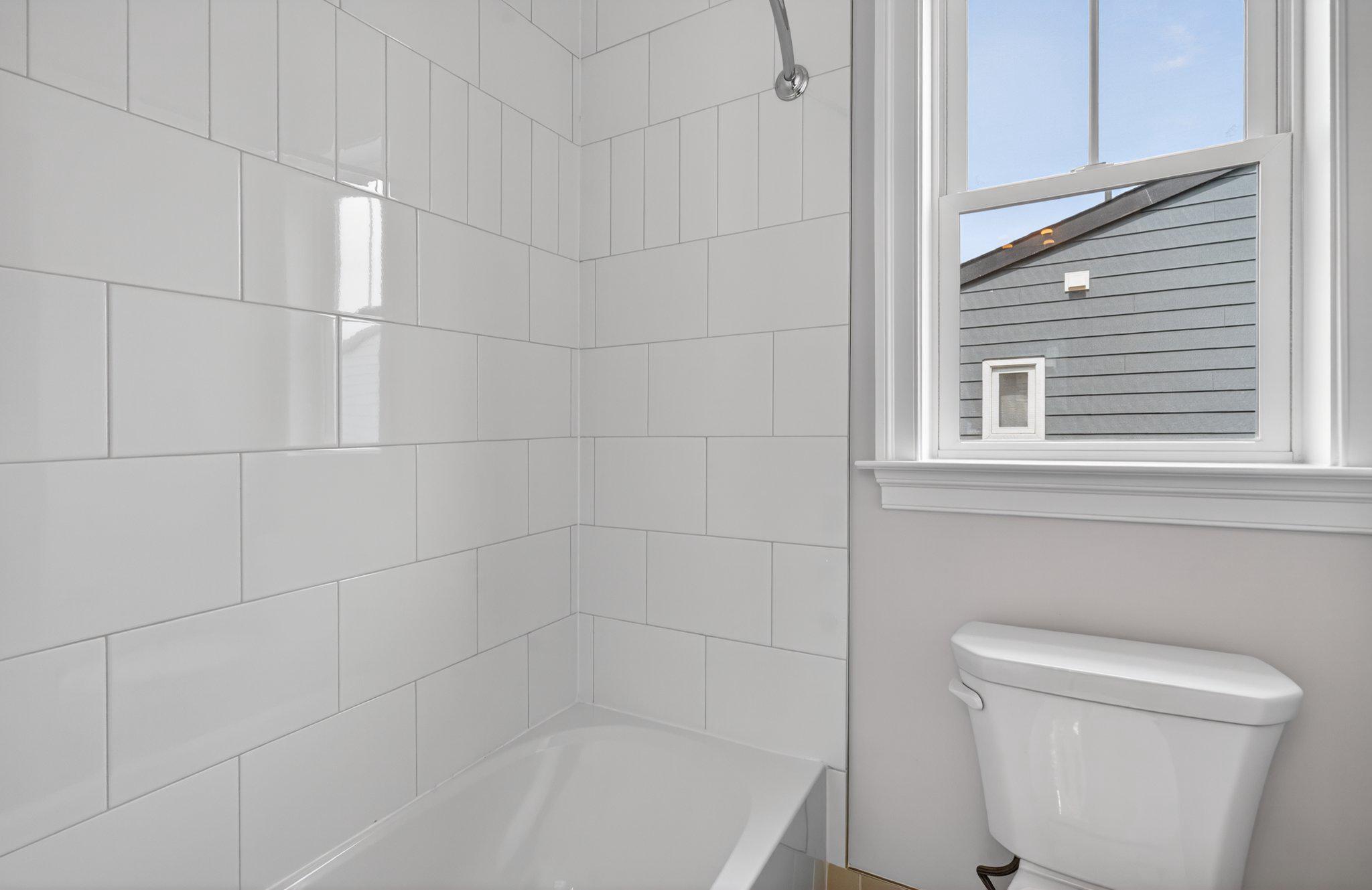 FALLS CHURCH PARK - Residential