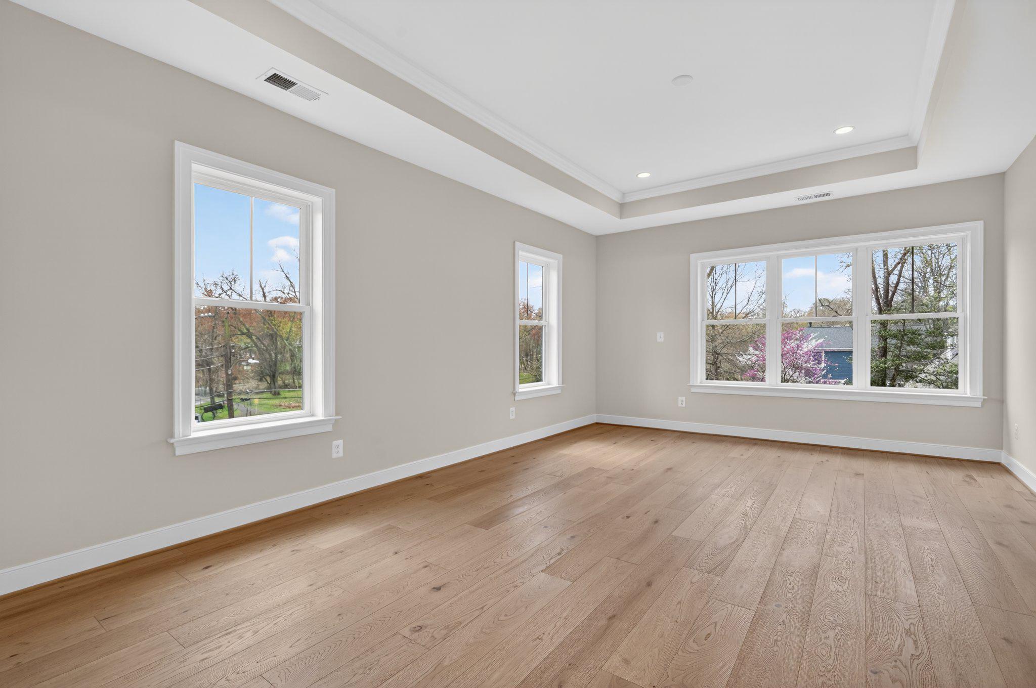 FALLS CHURCH PARK - Residential