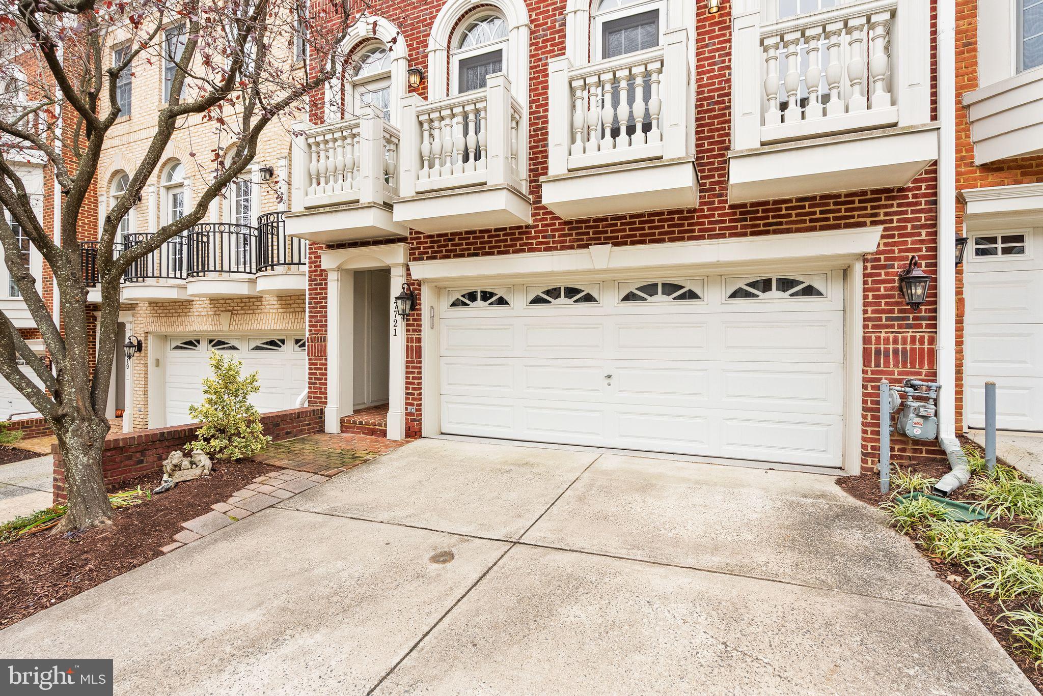 MCLEAN PLACE TOWNHOME - Residential