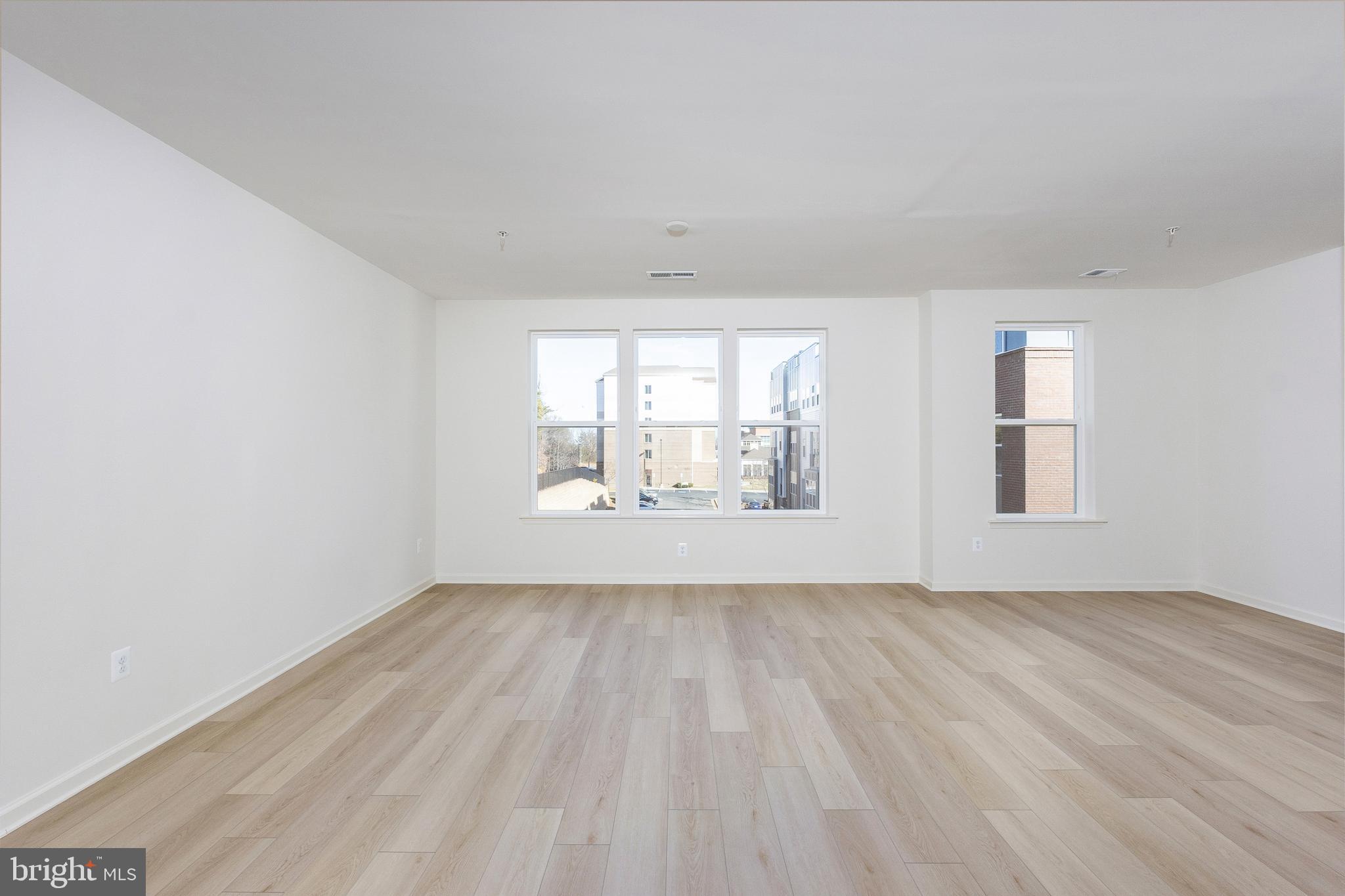 NEABSCO COMMONS - Residential