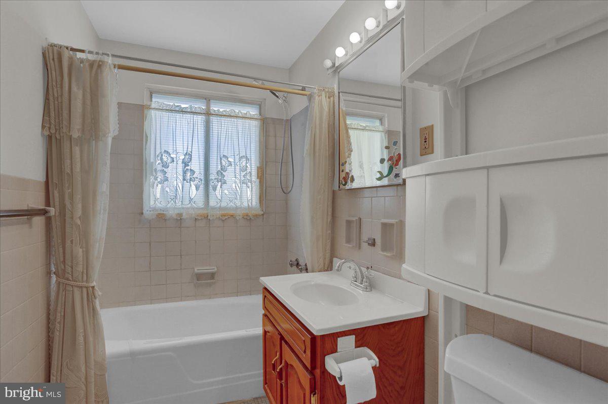 HAMPDEN HEIGHTS - Residential