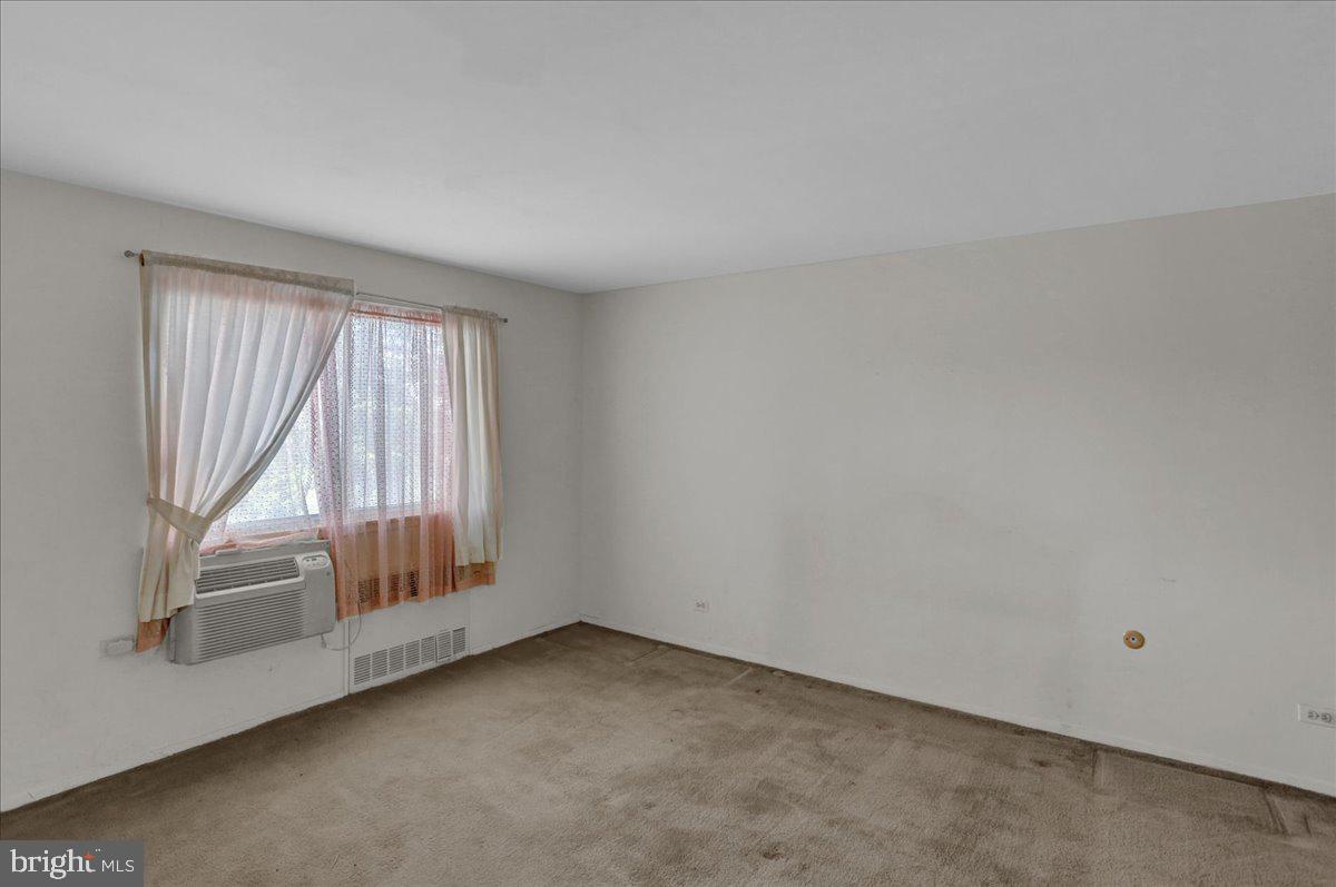 HAMPDEN HEIGHTS - Residential