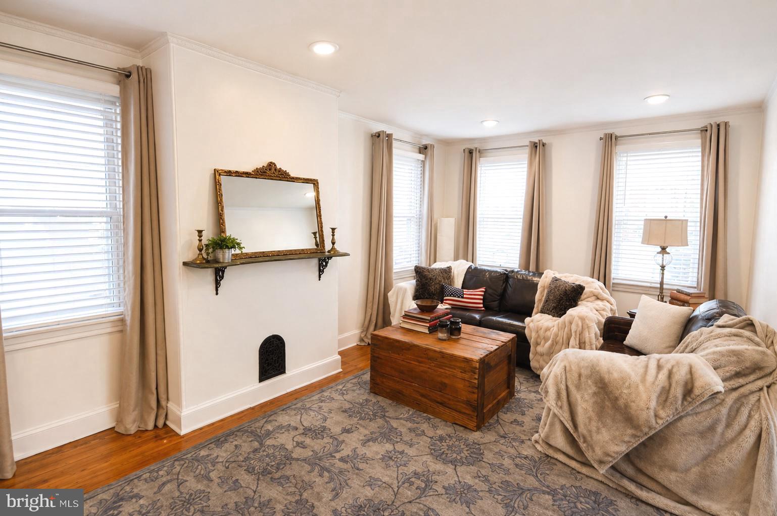 129 BUTTONWOOD STREET