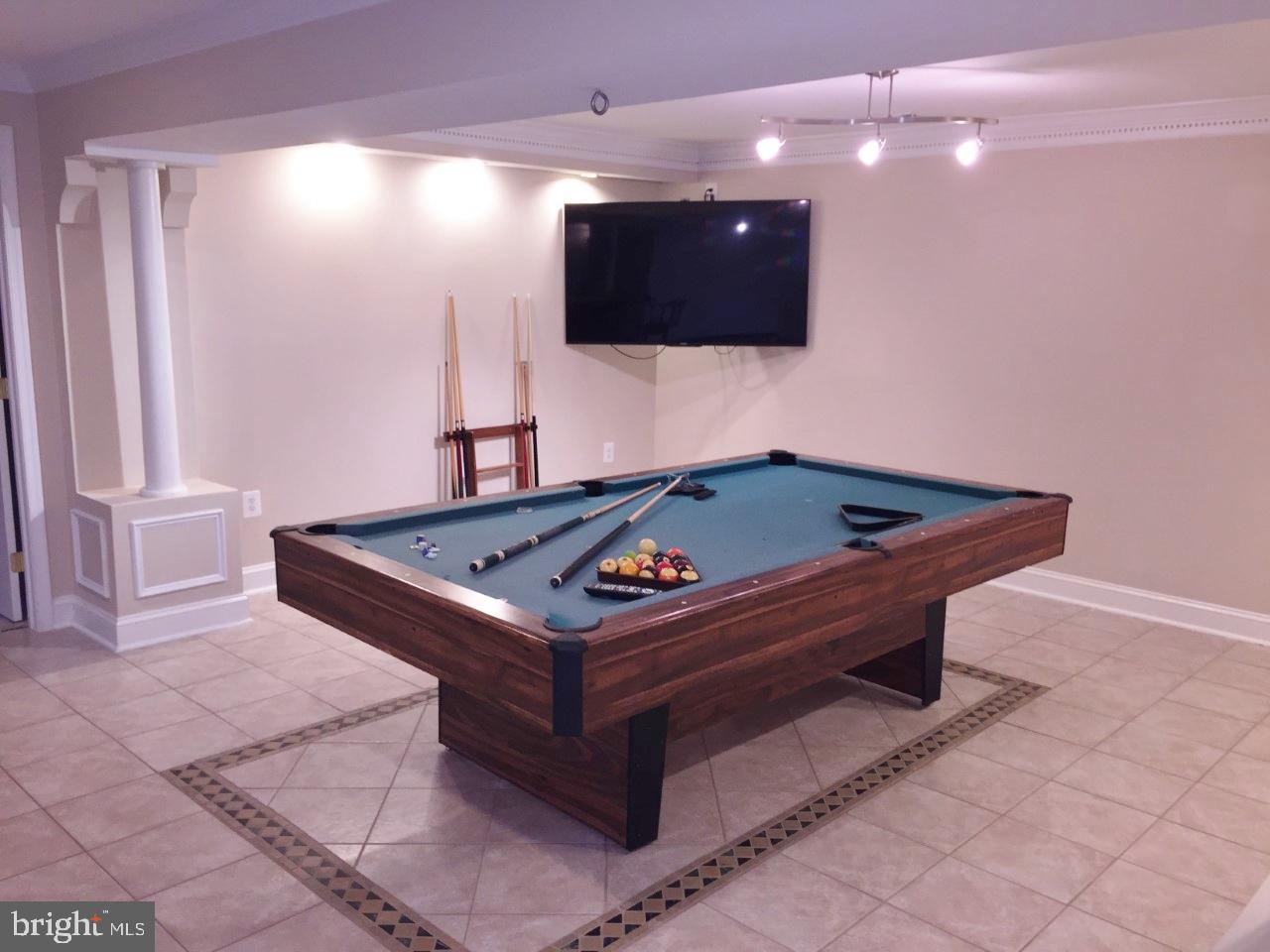 STACYS RIDGE - Residential Lease