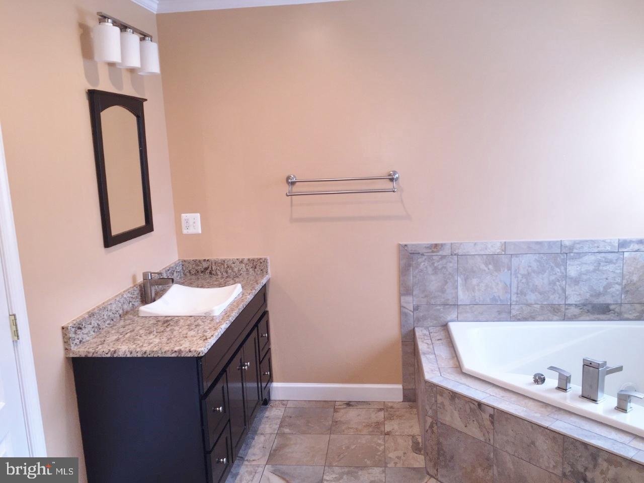 STACYS RIDGE - Residential Lease