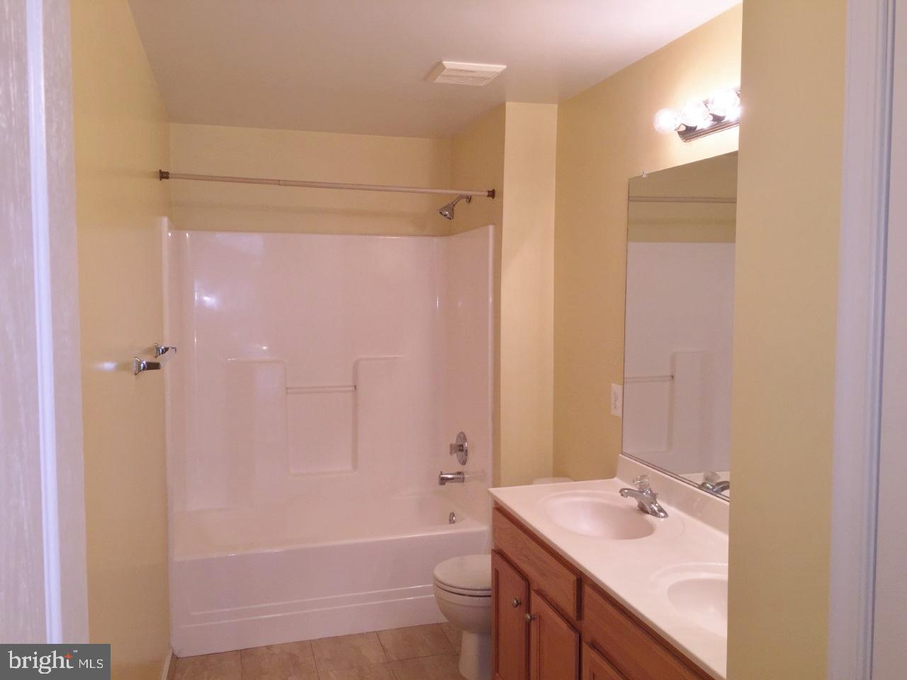 STACYS RIDGE - Residential Lease