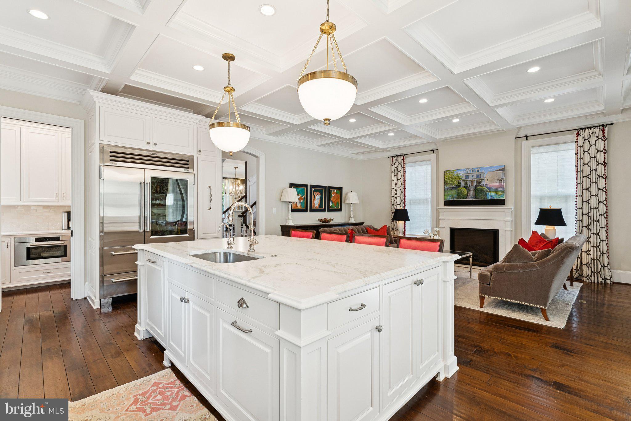 CLARENDON - Residential