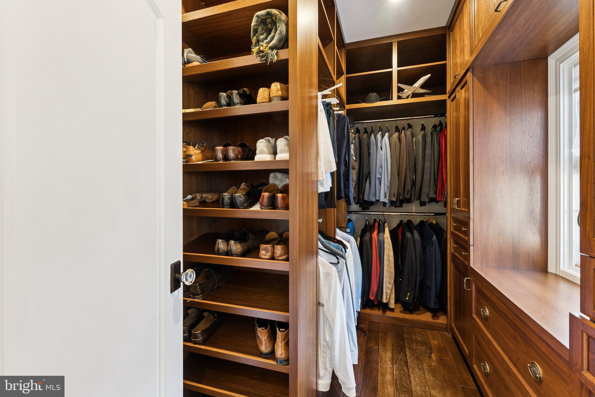 CLARENDON - Residential