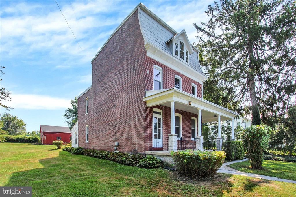 Photo of 2481 Broad Street, YORK, PA 17408 (MLS # PAYK2086330)