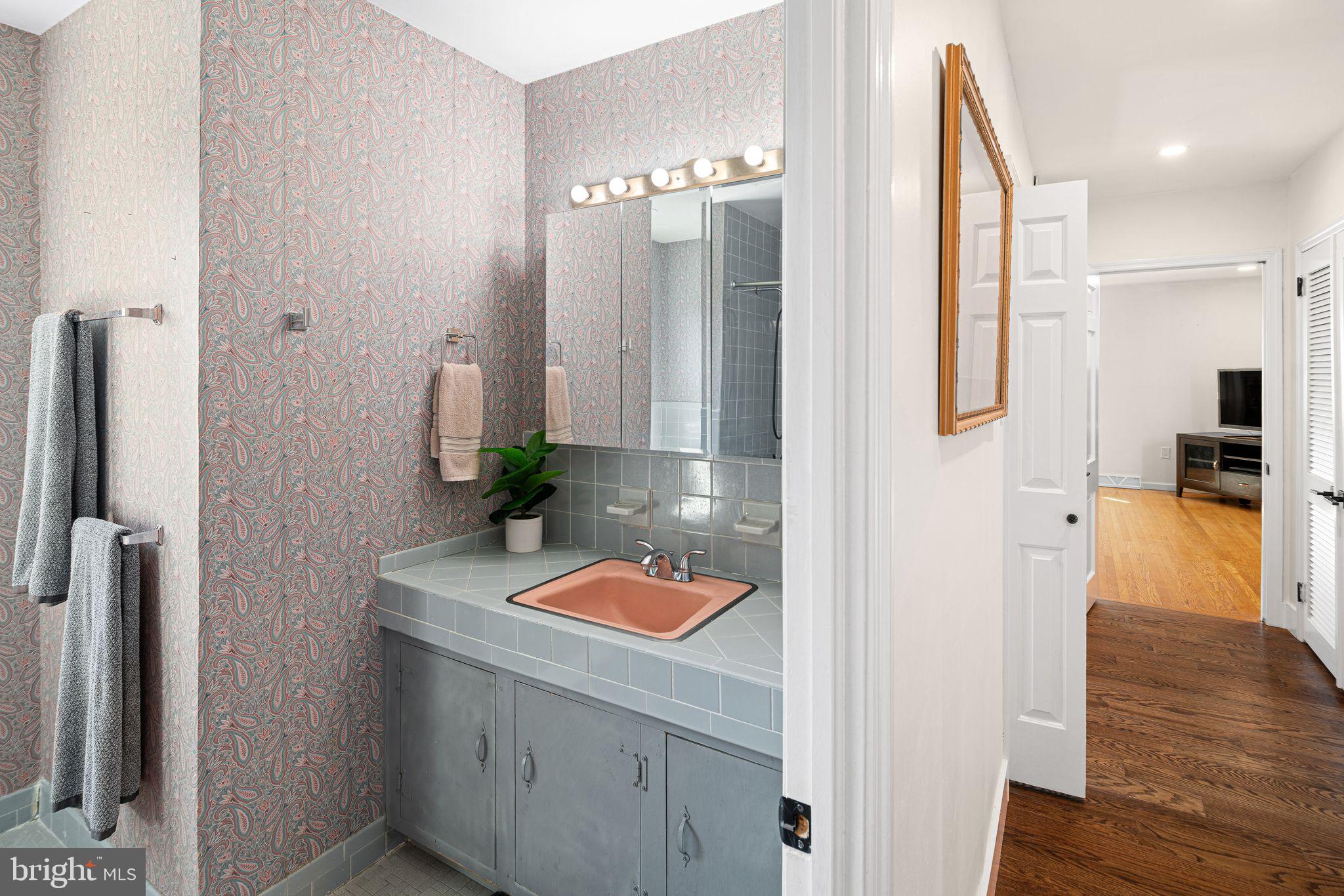 LINTON HILL FARM - Residential