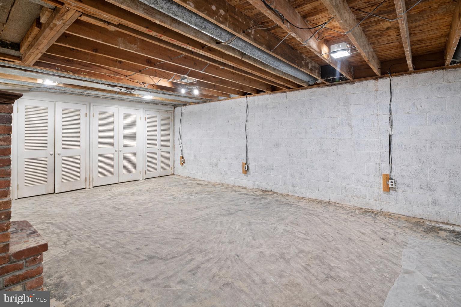 LINTON HILL FARM - Residential