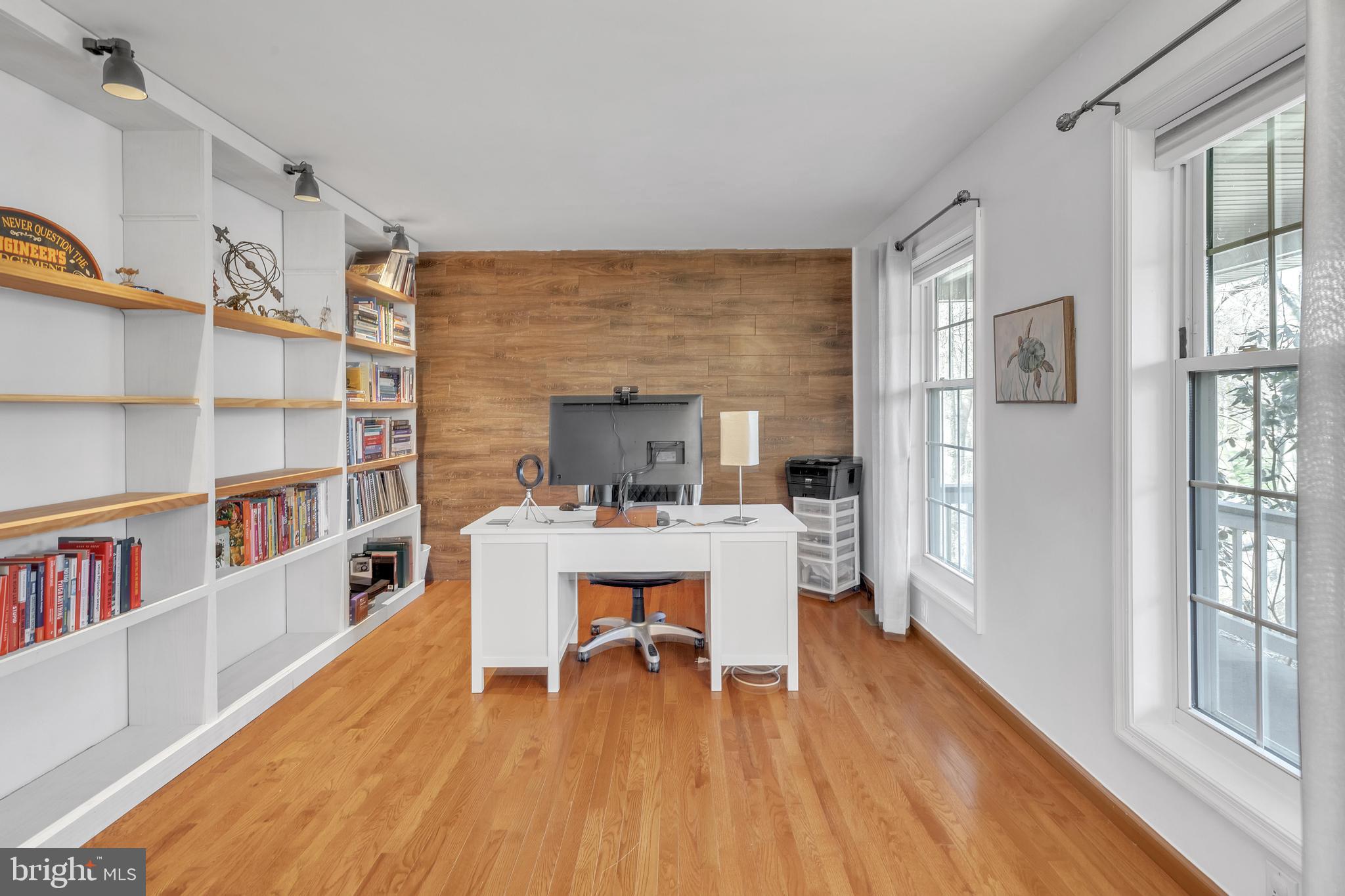 QUAIL HILL - Residential