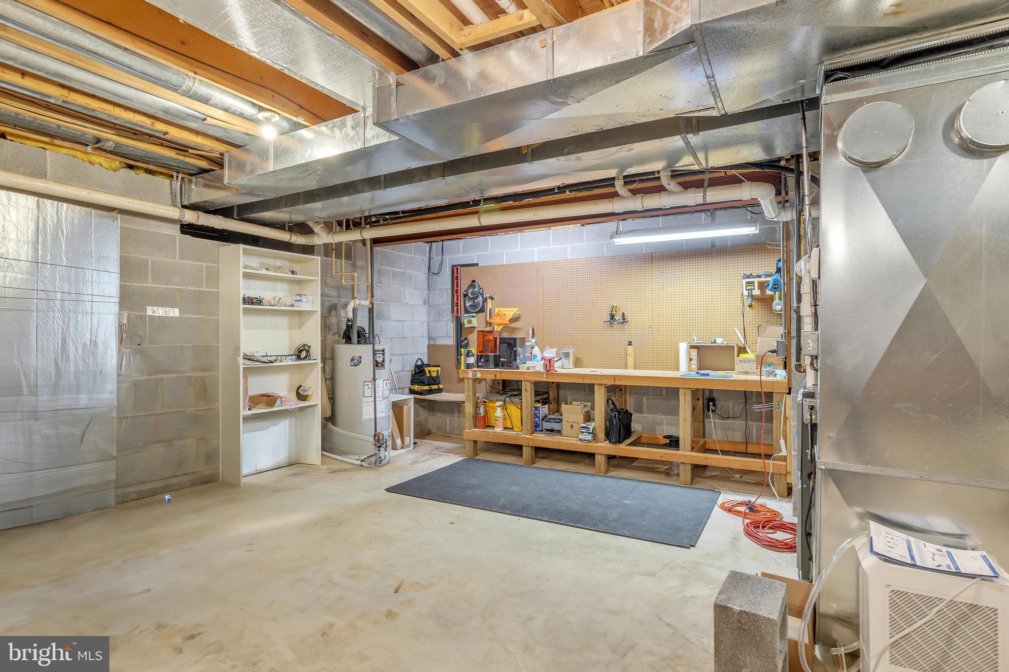 QUAIL HILL - Residential