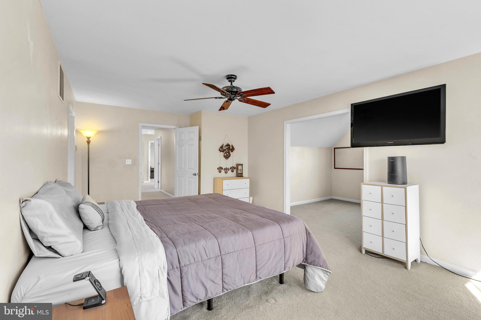 QUAIL HILL - Residential