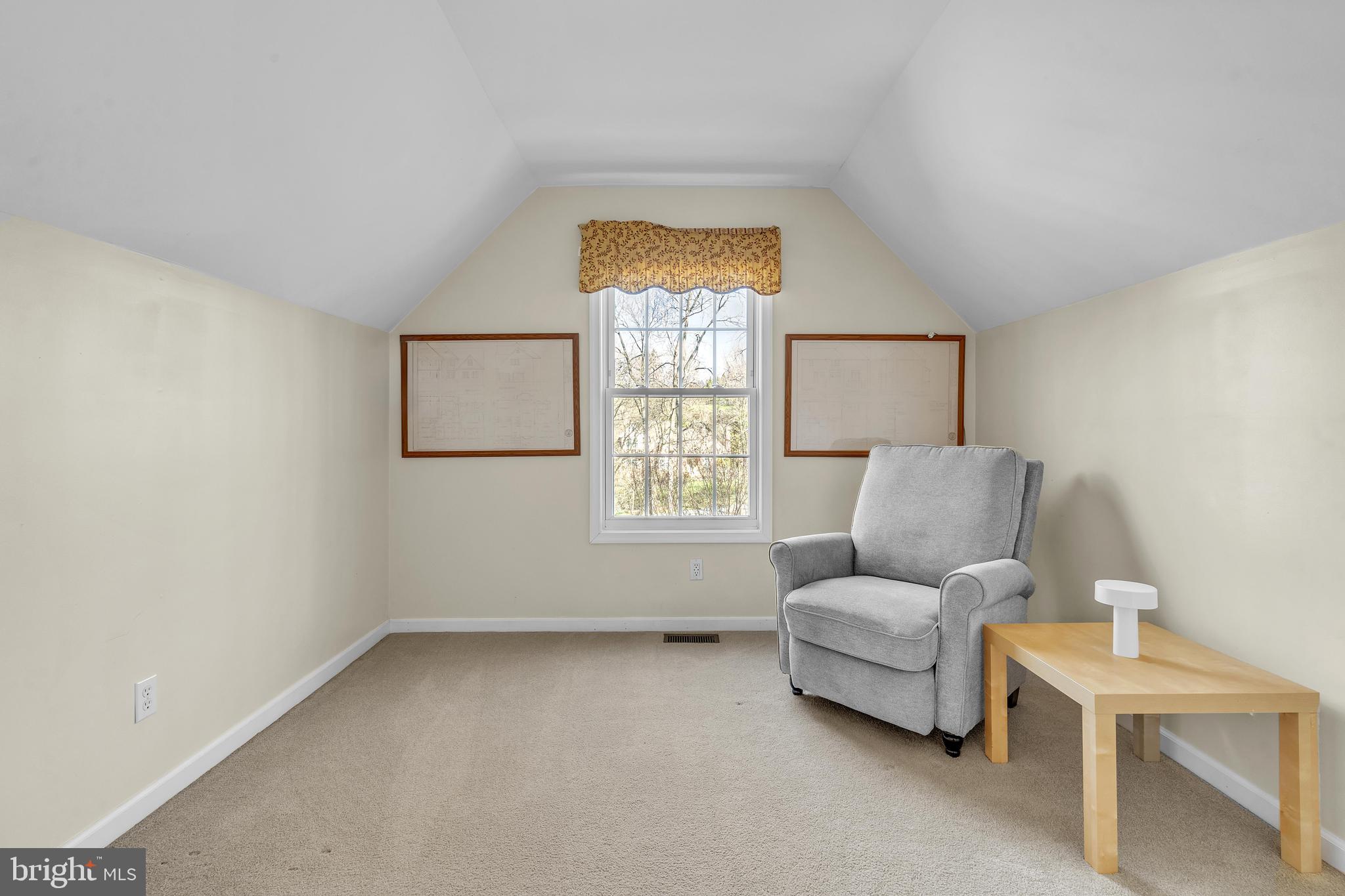 QUAIL HILL - Residential