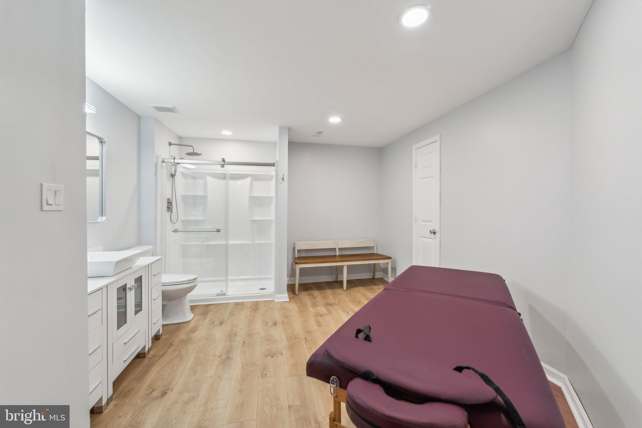 WILLOW PONDS - Residential