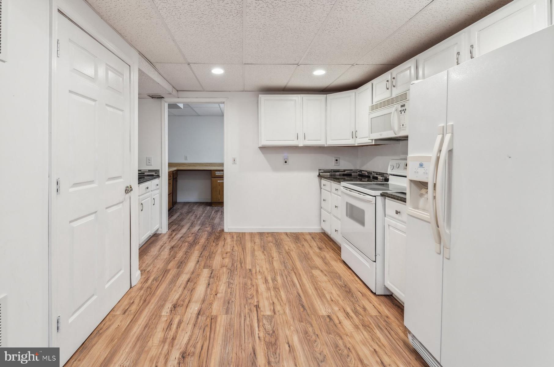 WILLOW PONDS - Residential