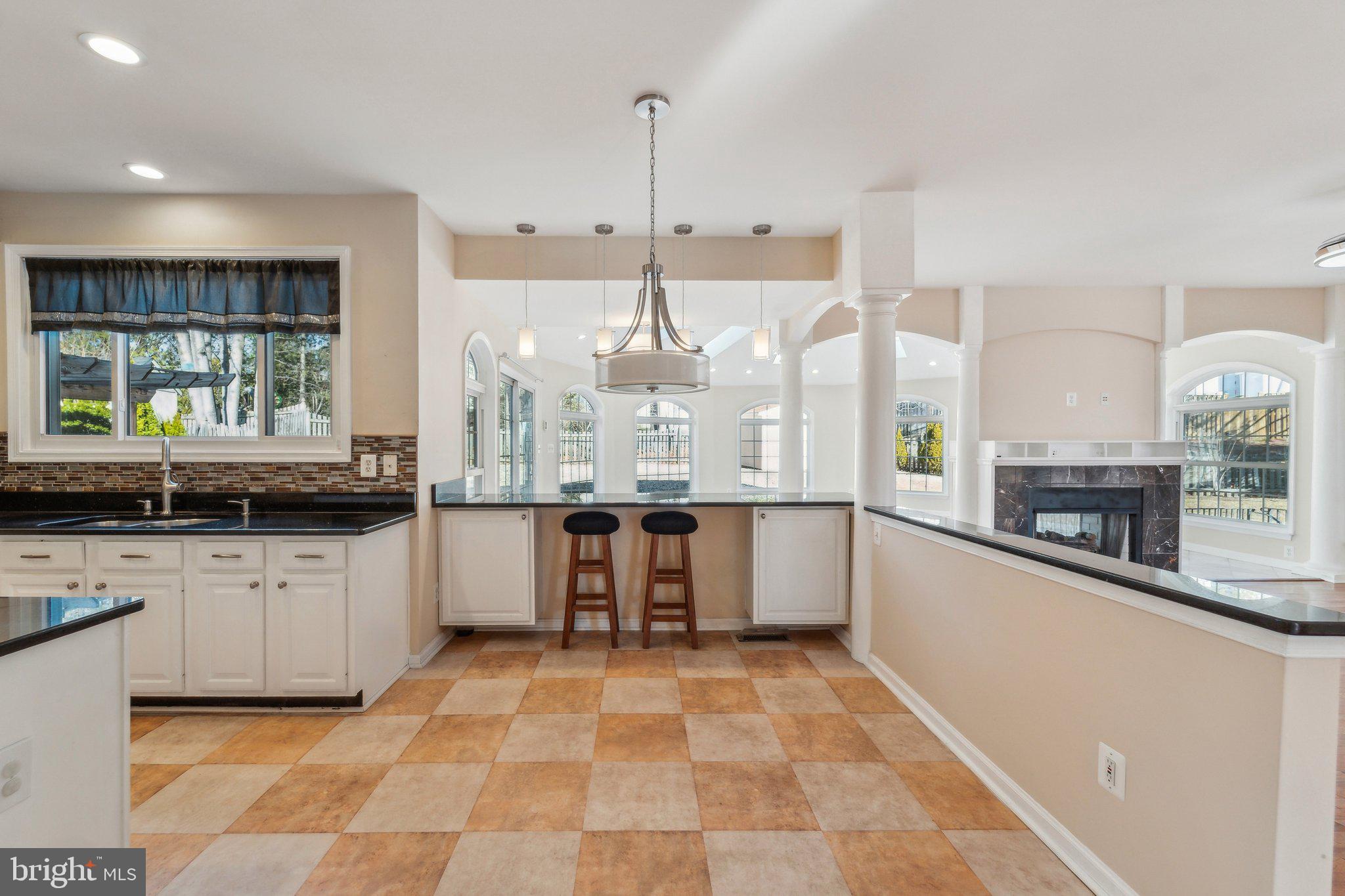 WILLOW PONDS - Residential