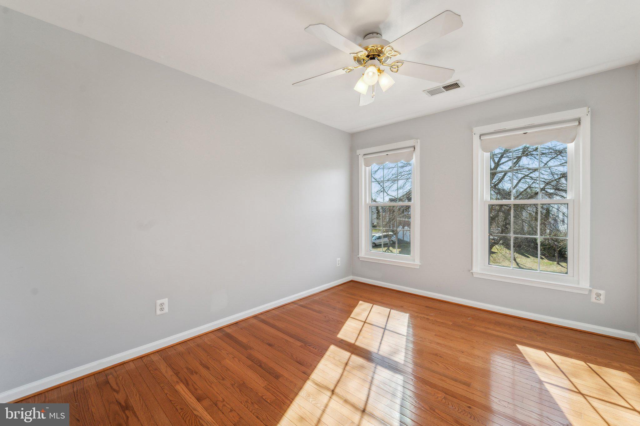 WILLOW PONDS - Residential