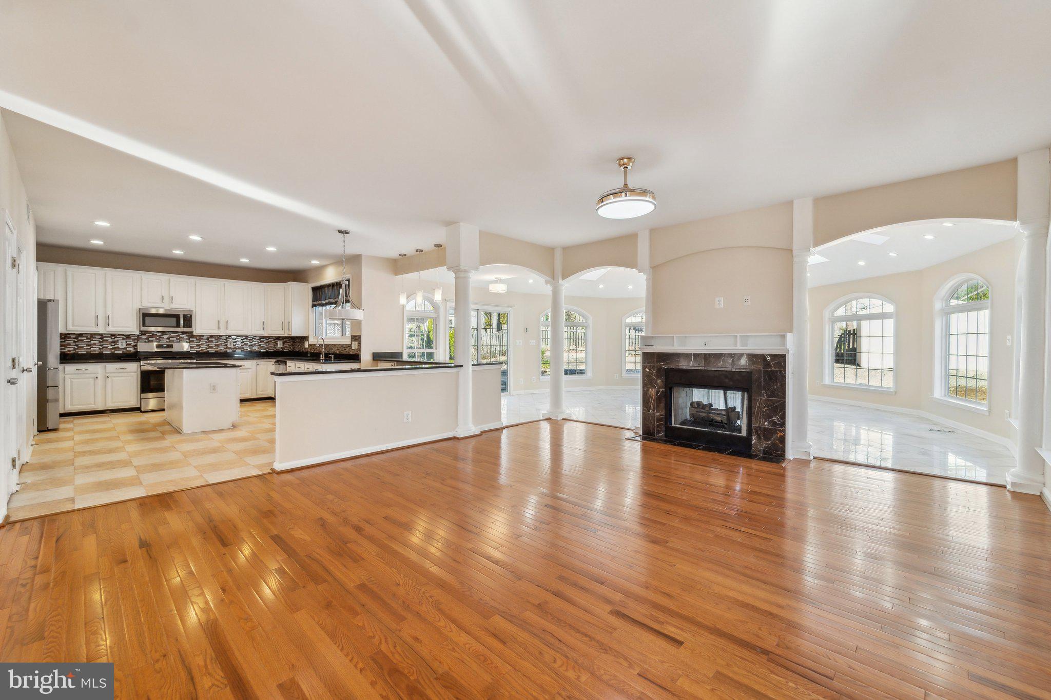 WILLOW PONDS - Residential