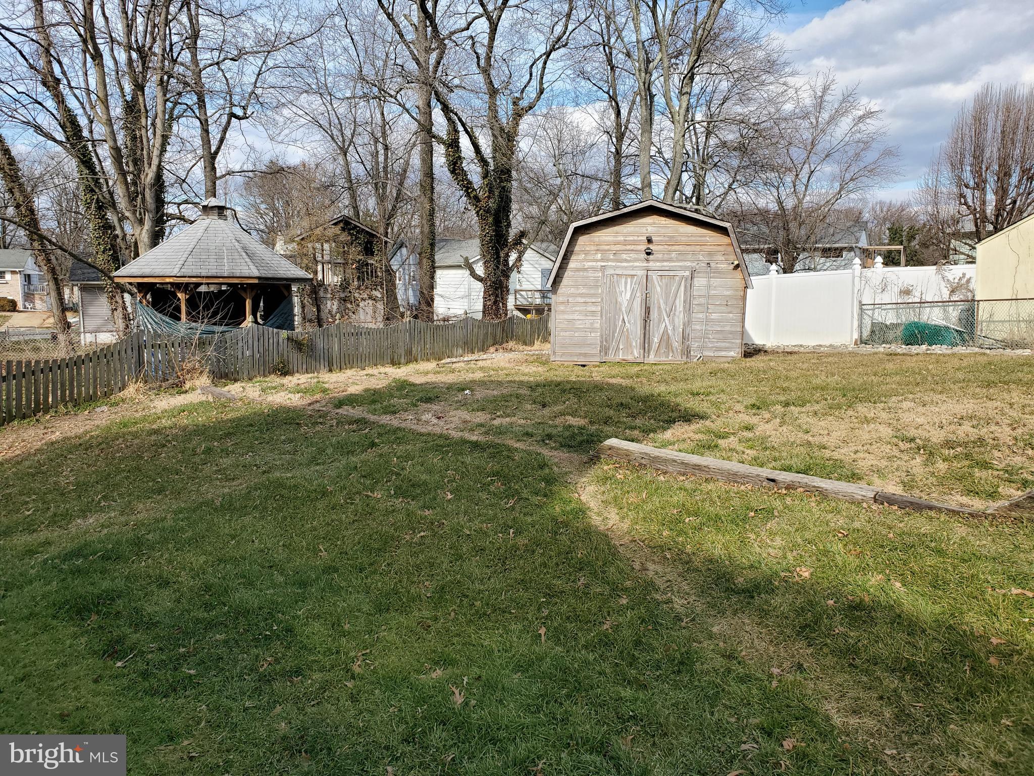 VILLAGE OF OLDE MILL - Residential