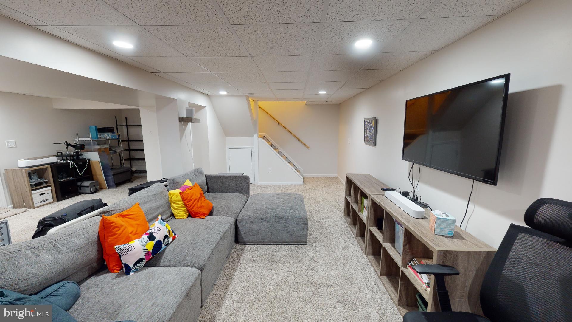 VILLAGE OF OLDE MILL - Residential