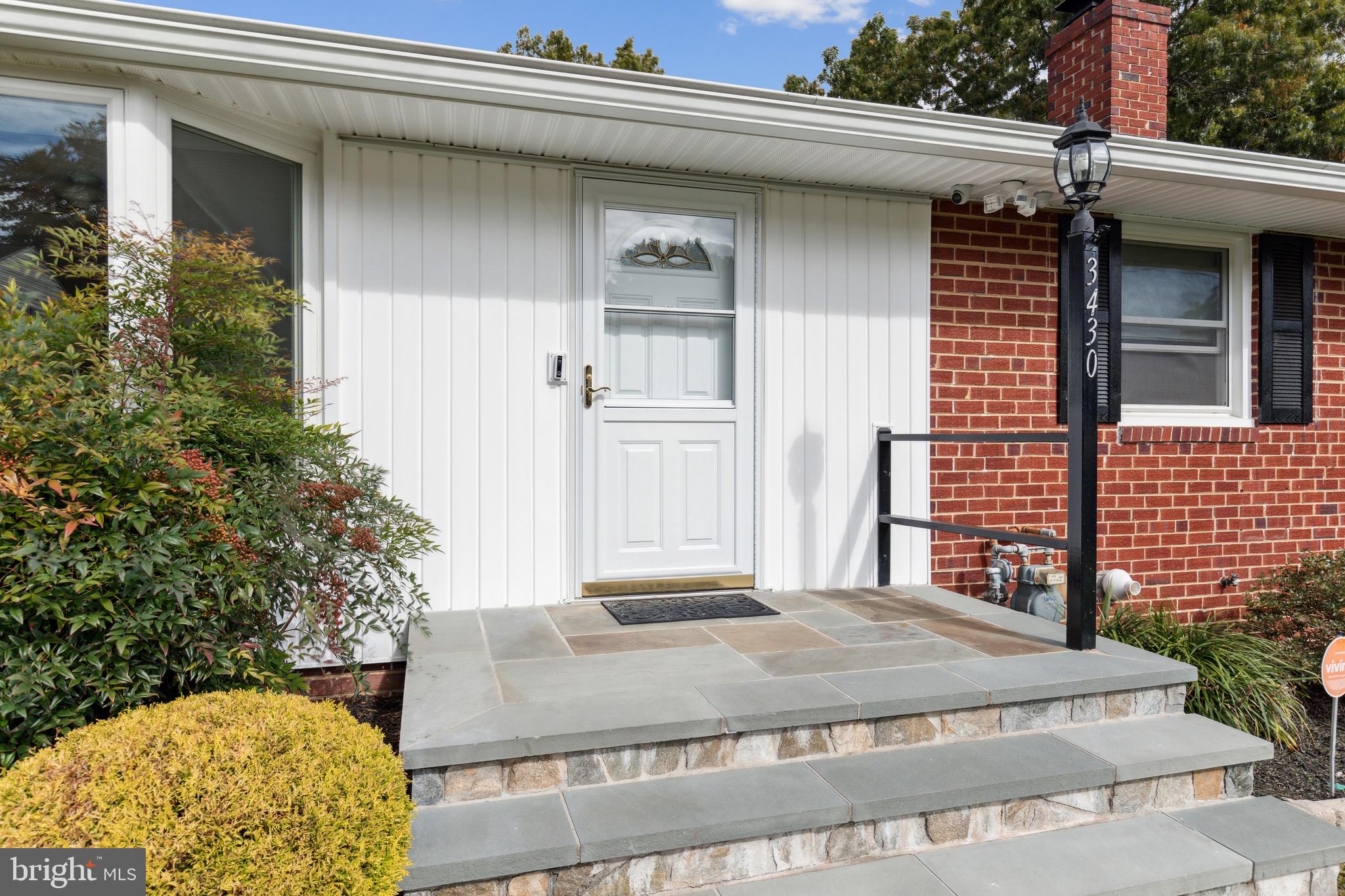 CALVERTON - Residential