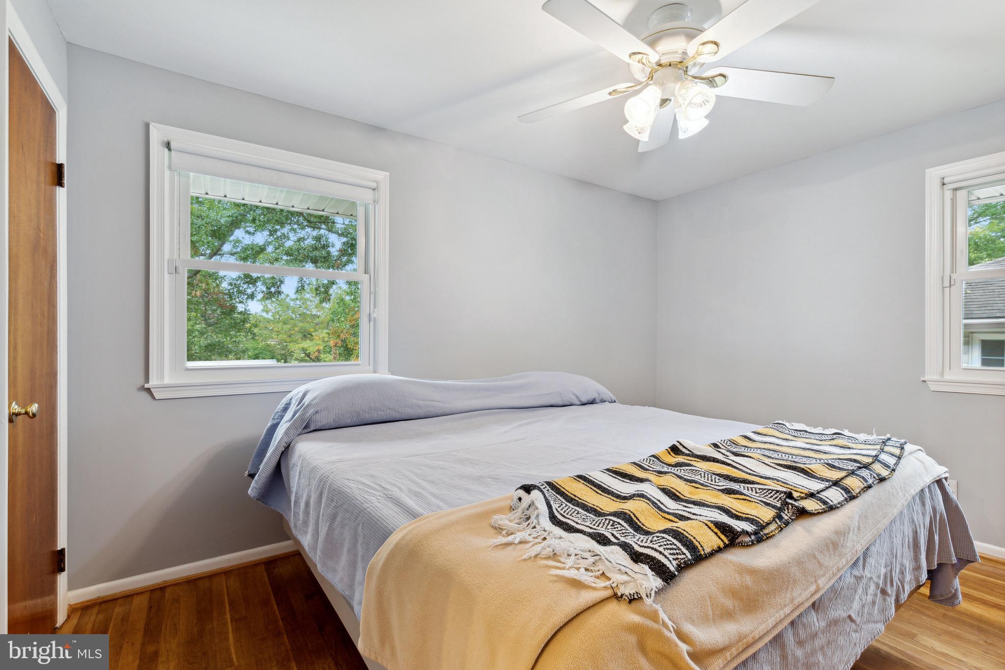 CALVERTON - Residential