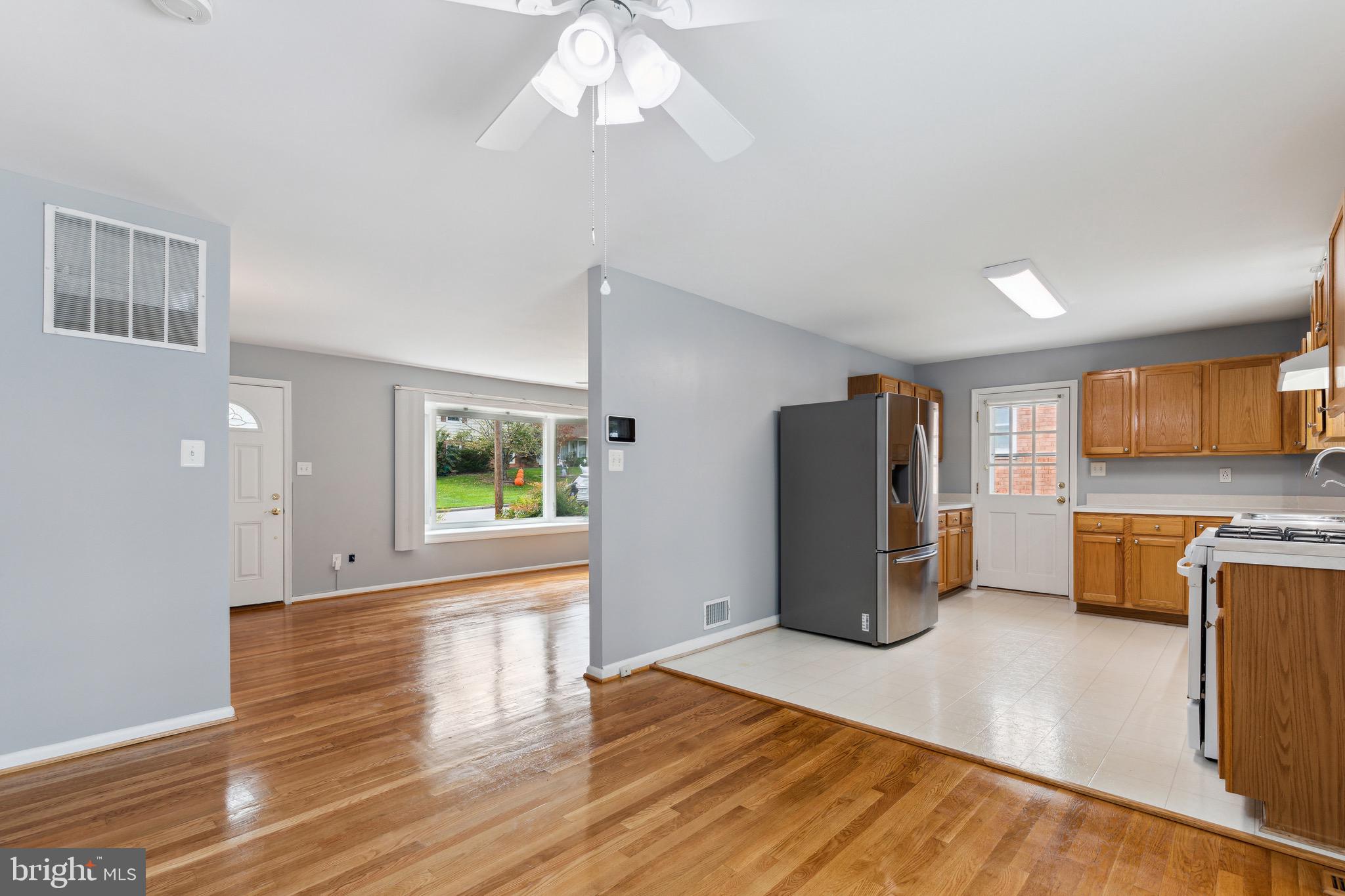 CALVERTON - Residential