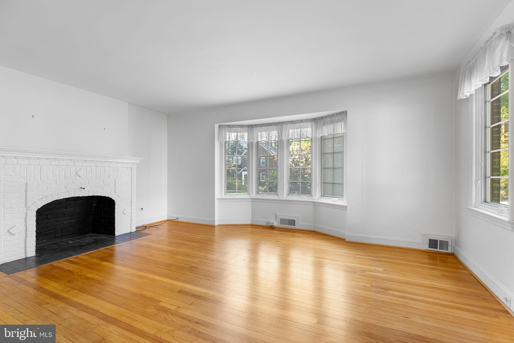 UNIVERSITY PARK - Residential