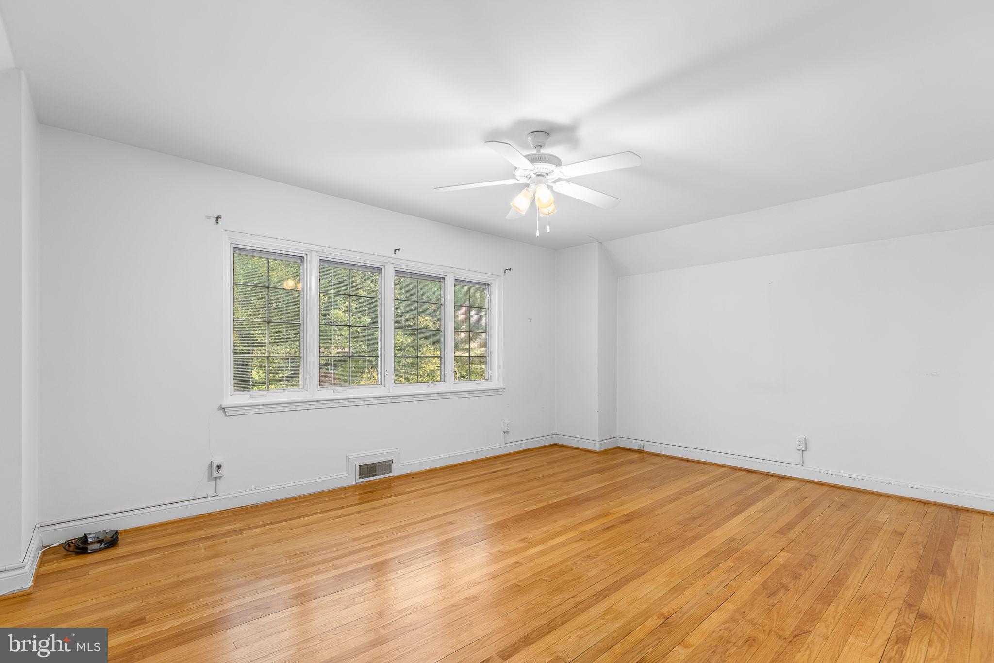 UNIVERSITY PARK - Residential