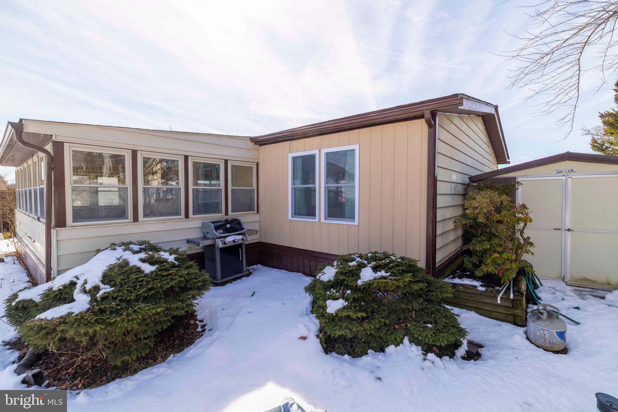 NESHAMINY FALLS - Residential