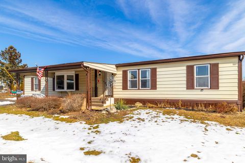 254 RABBIT RUN NORTH WALES PA 19454