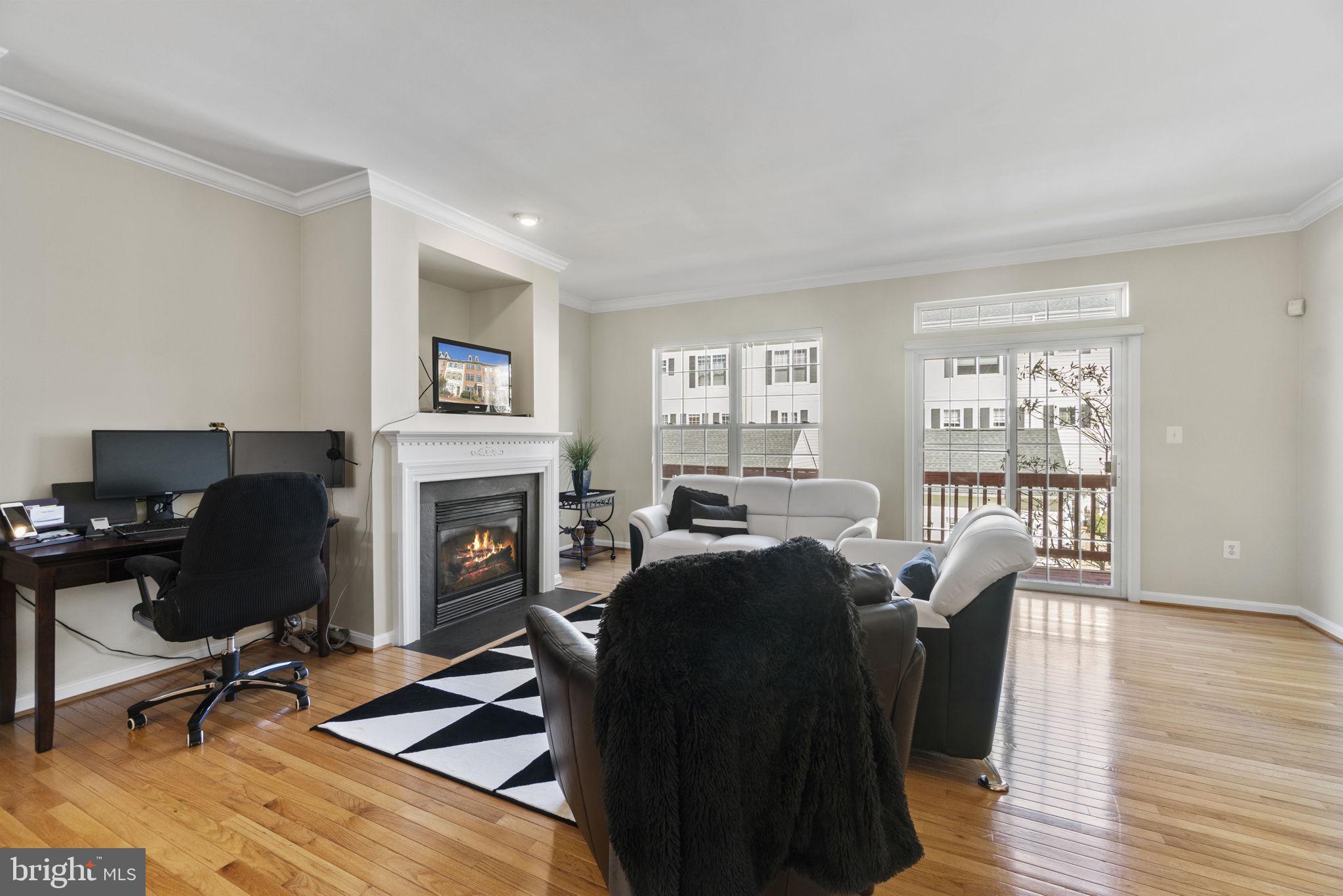 BELMONT BAY - Residential Lease