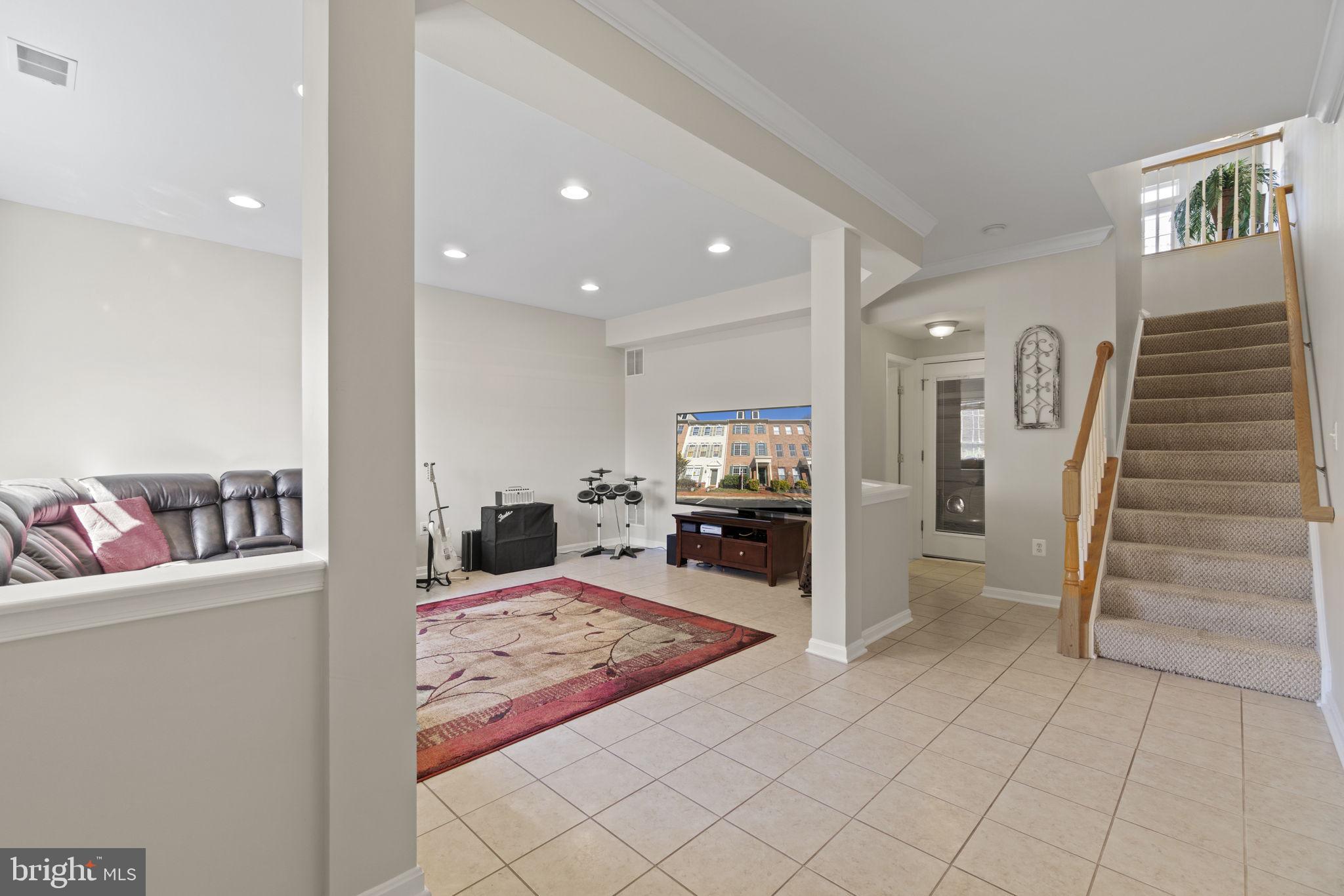 BELMONT BAY - Residential Lease