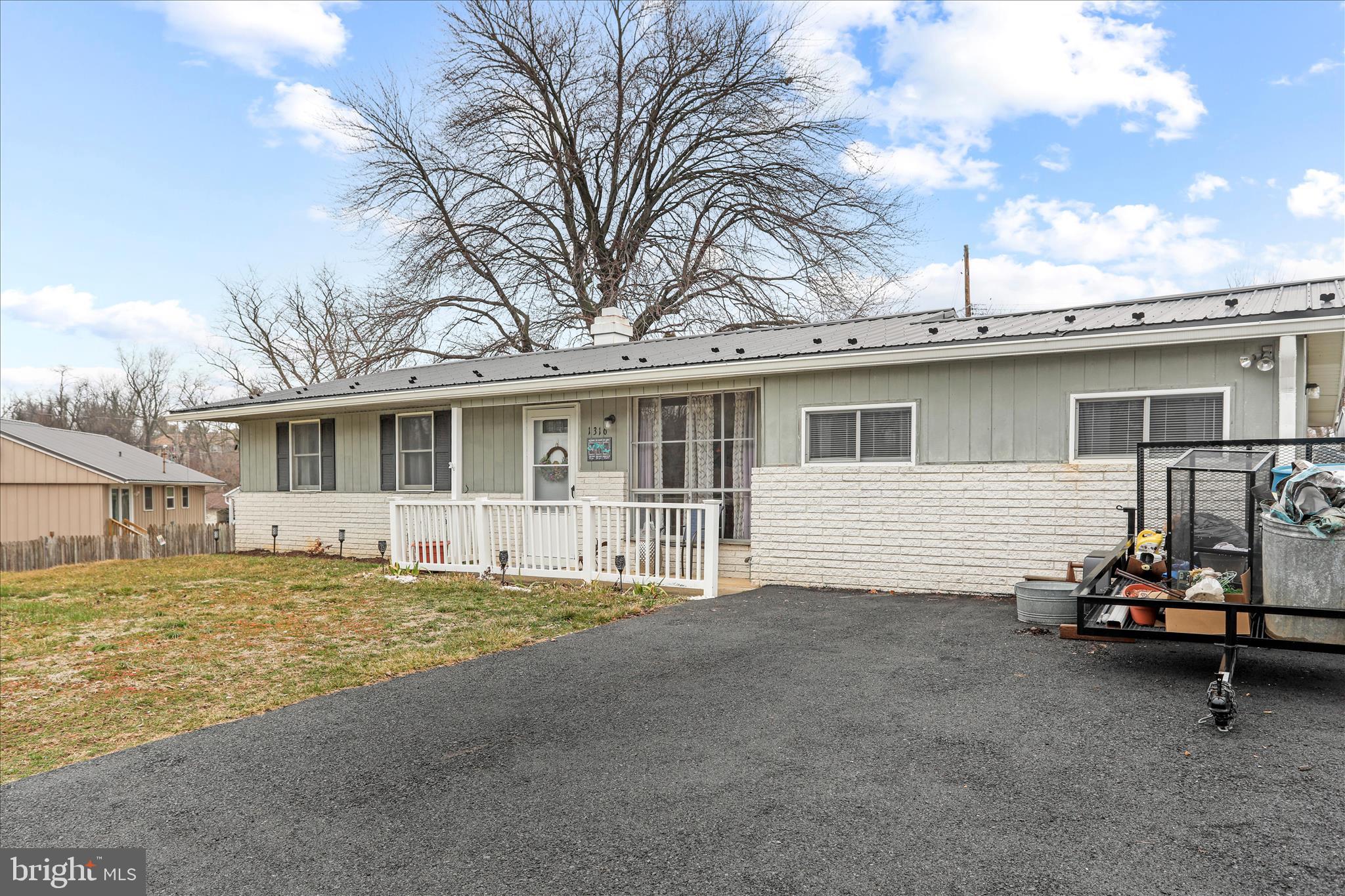 CARROLL HEIGHTS - Residential