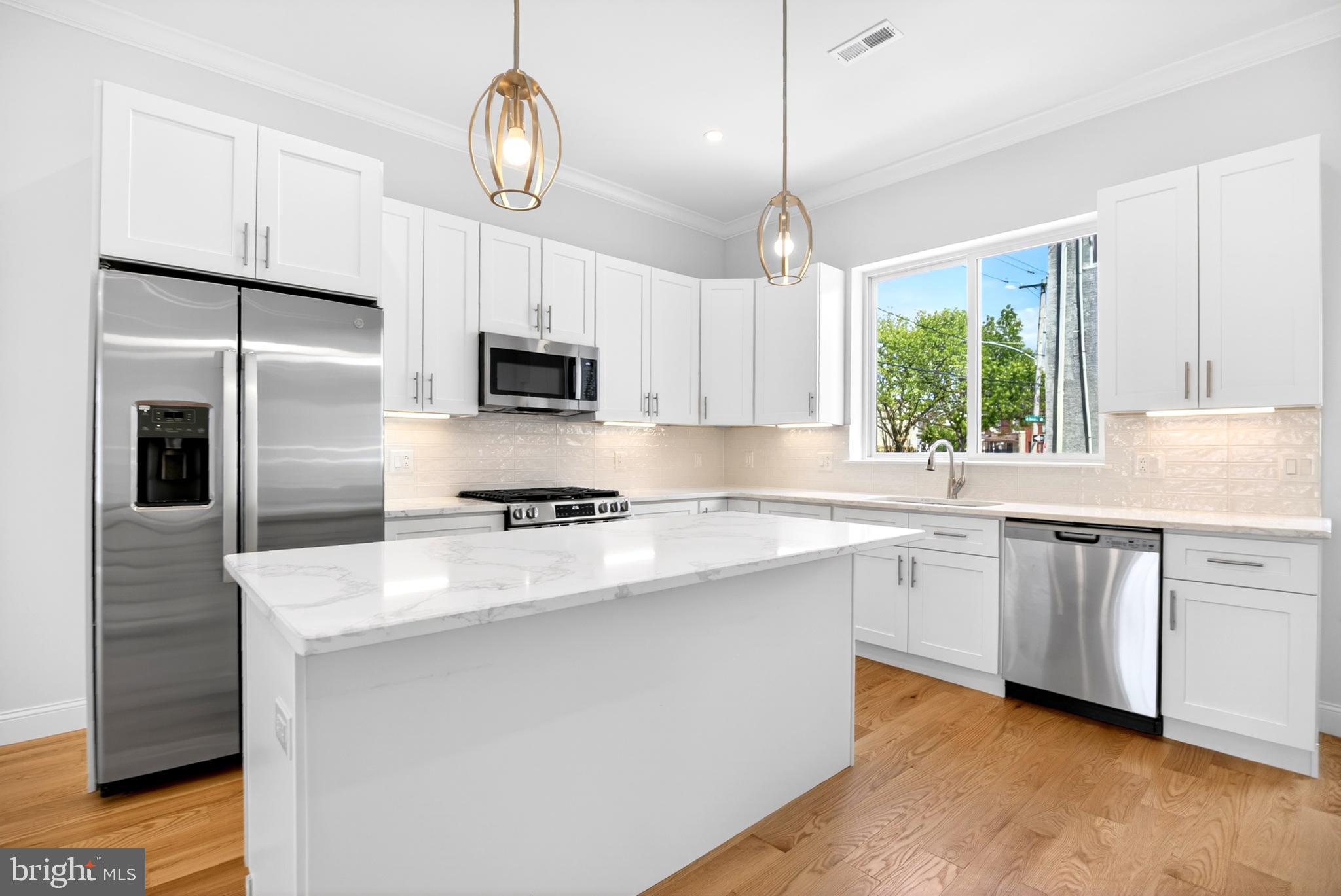 GRAYS FERRY - Residential