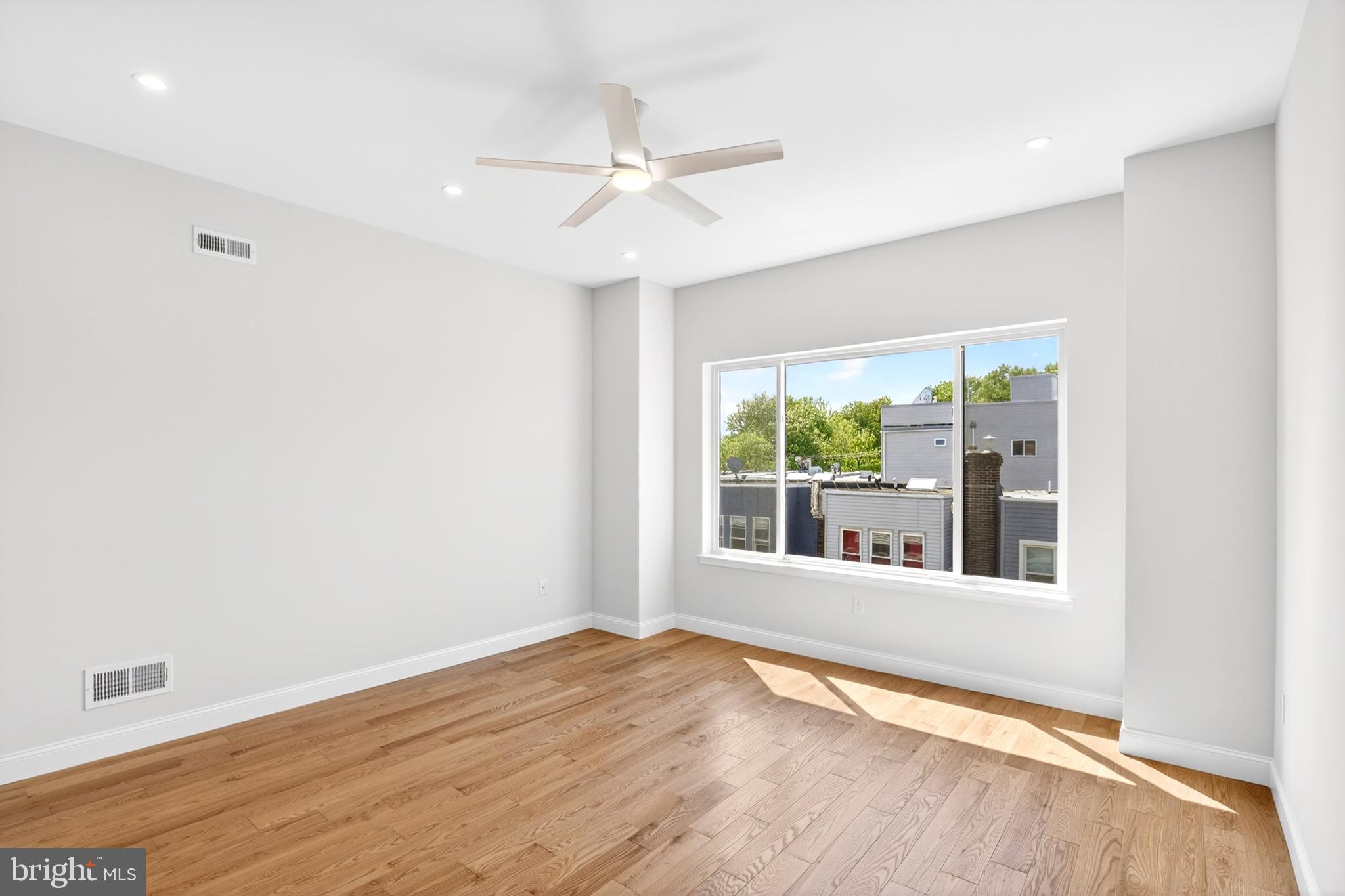 GRAYS FERRY - Residential