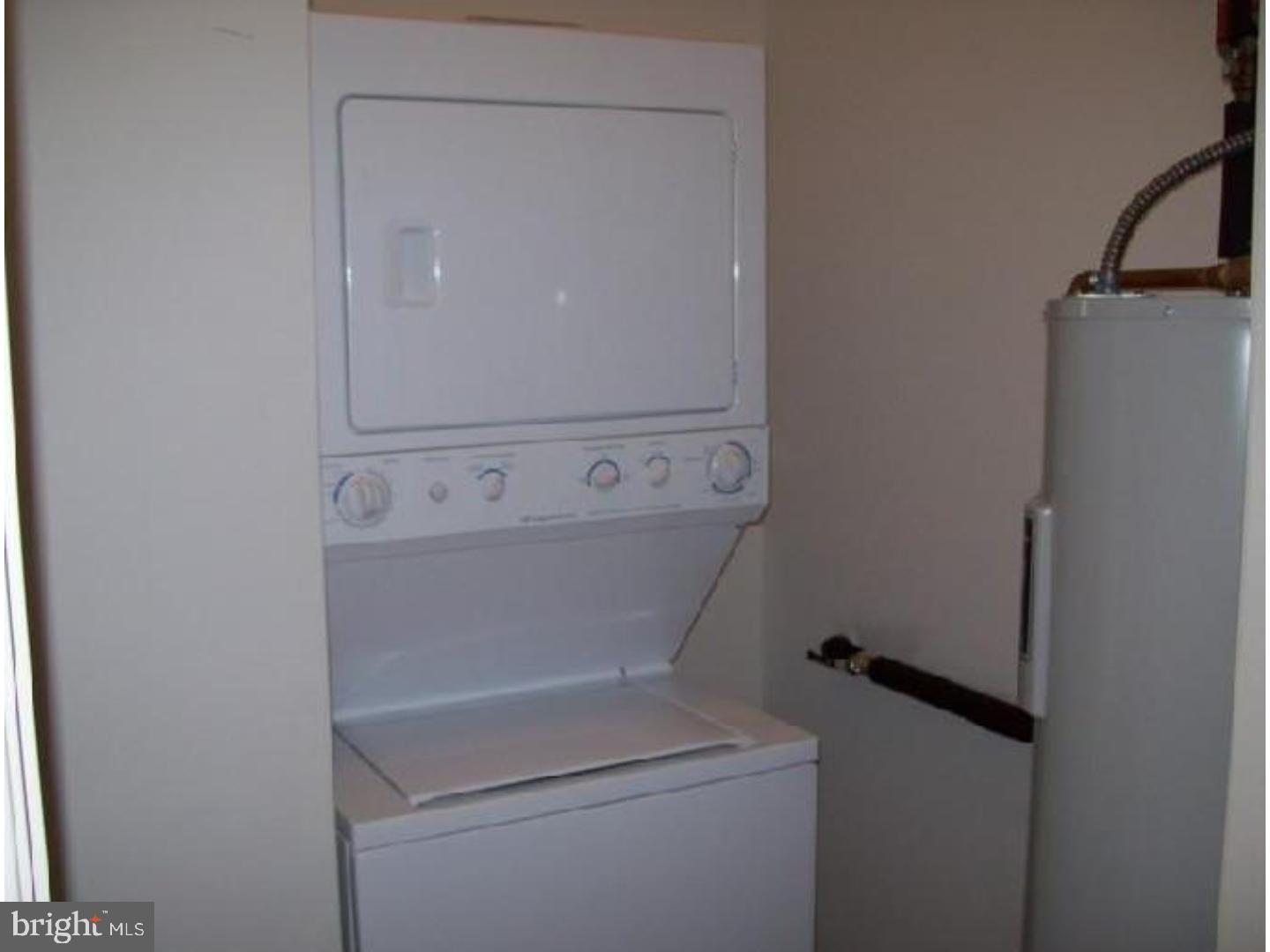 MANAYUNK - Residential Lease