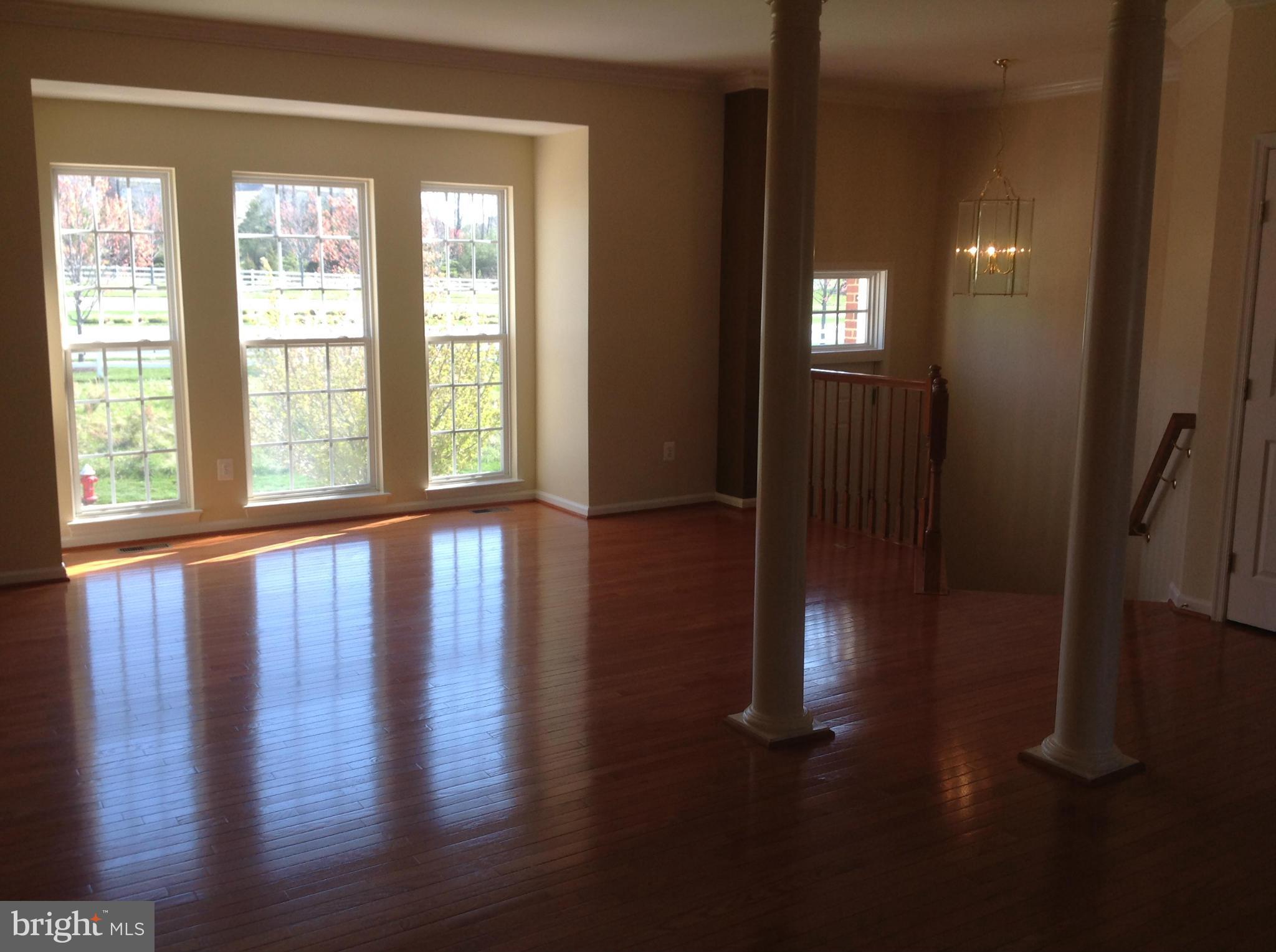 COTON COMMONS - Residential