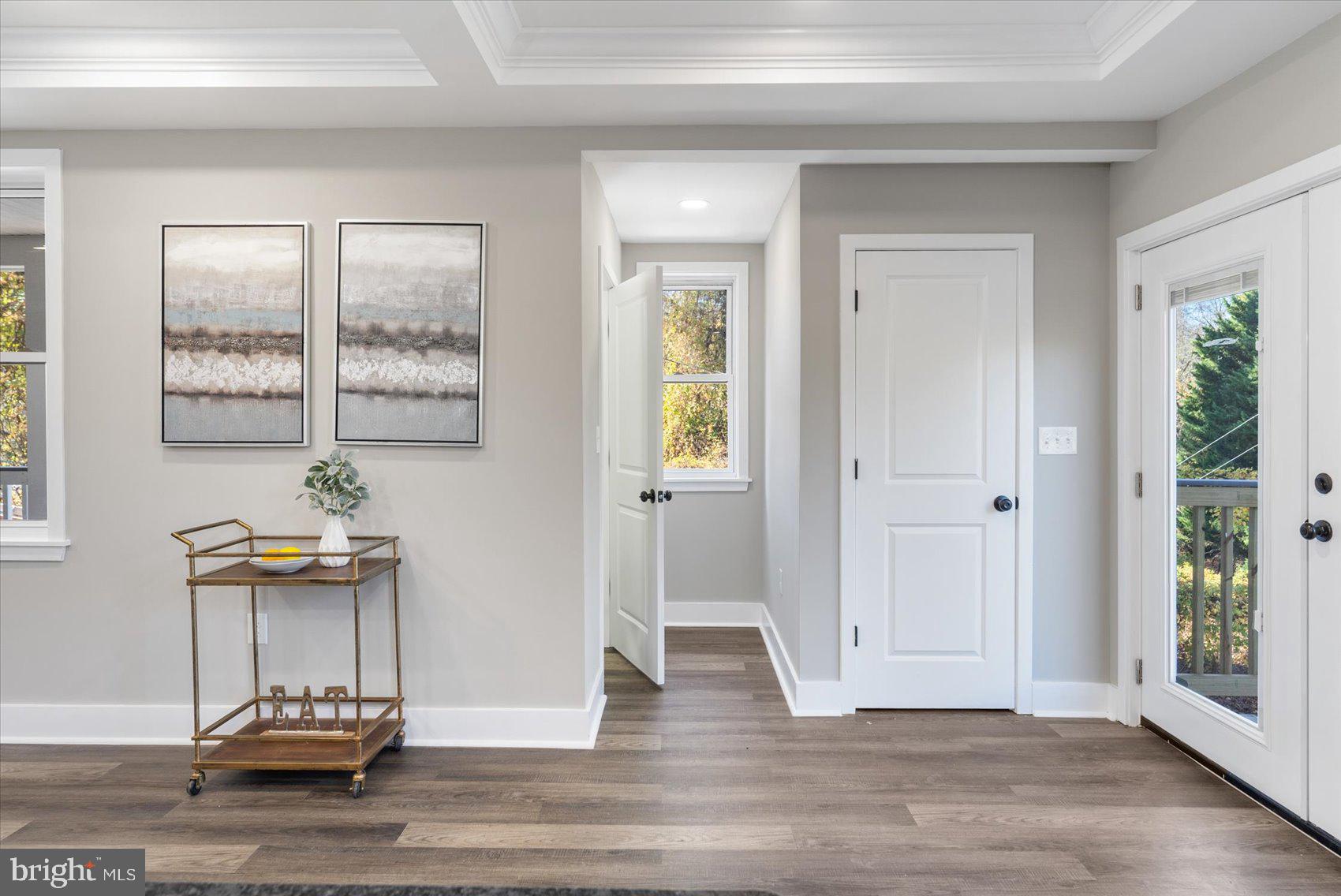 MOUNT WASHINGTON - Residential