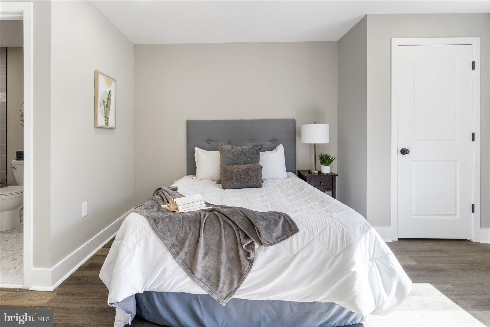 MOUNT WASHINGTON - Residential