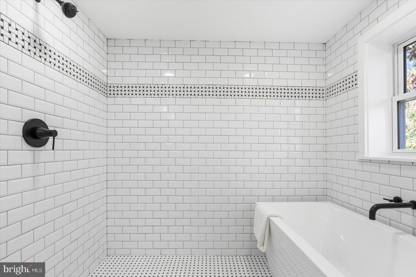 MOUNT WASHINGTON - Residential