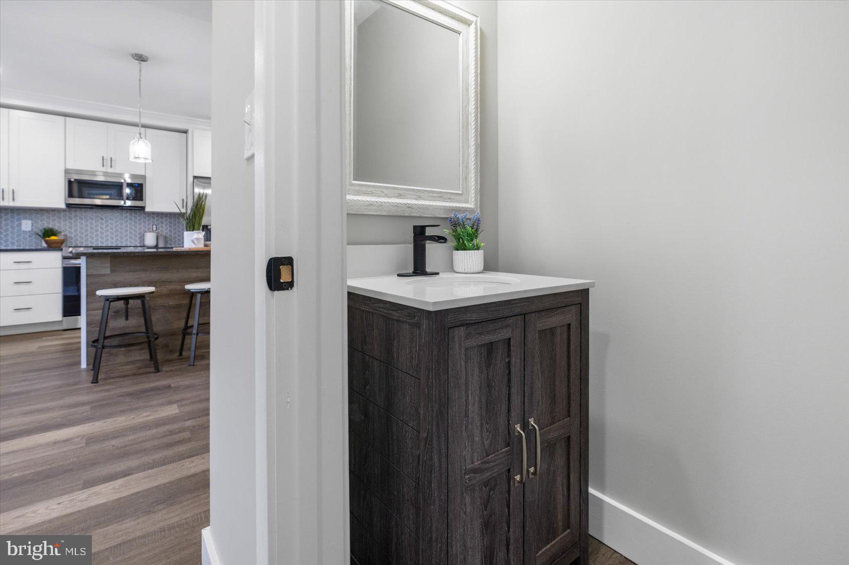 MOUNT WASHINGTON - Residential