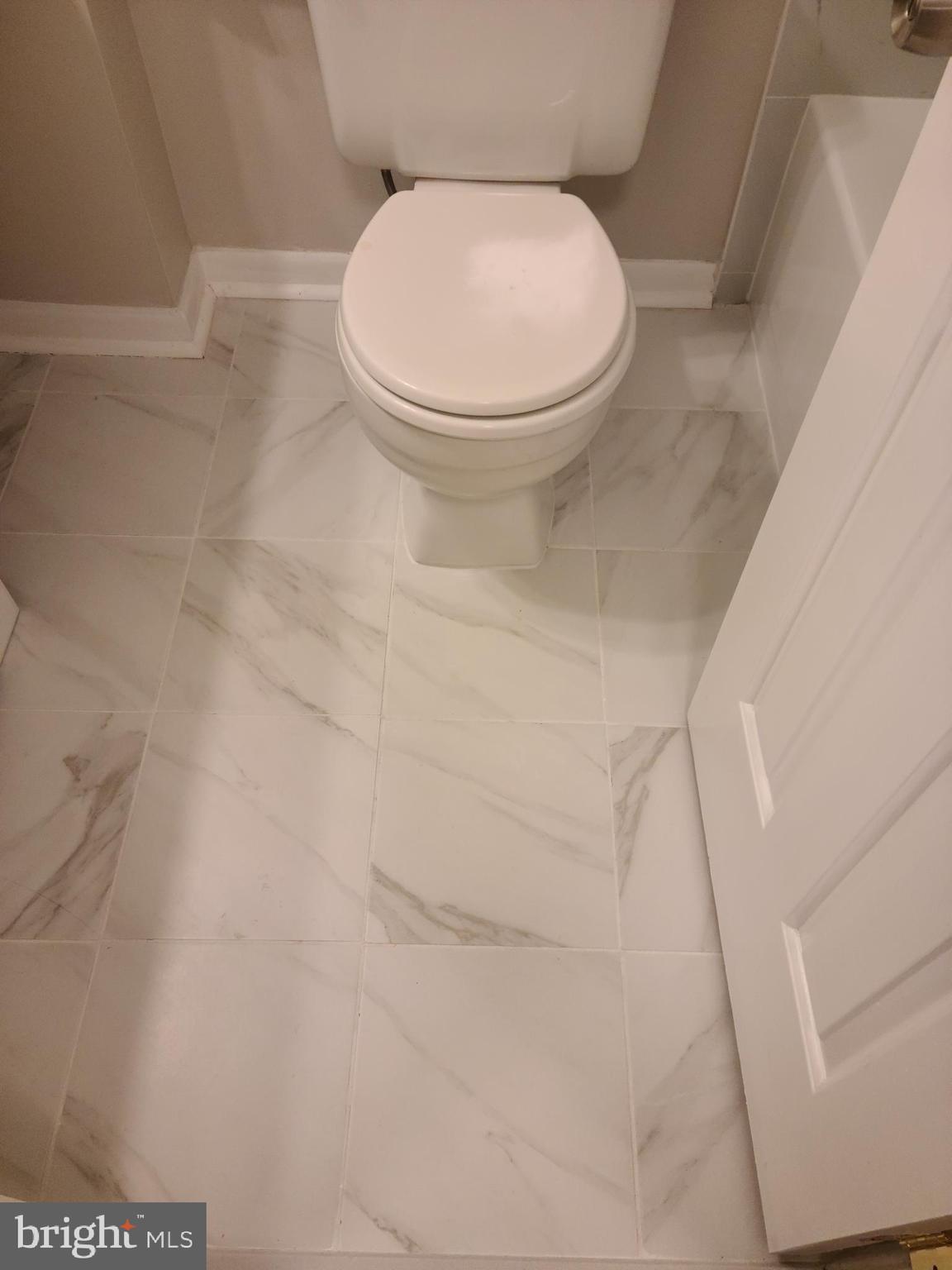 LAKESHORE - Residential Lease