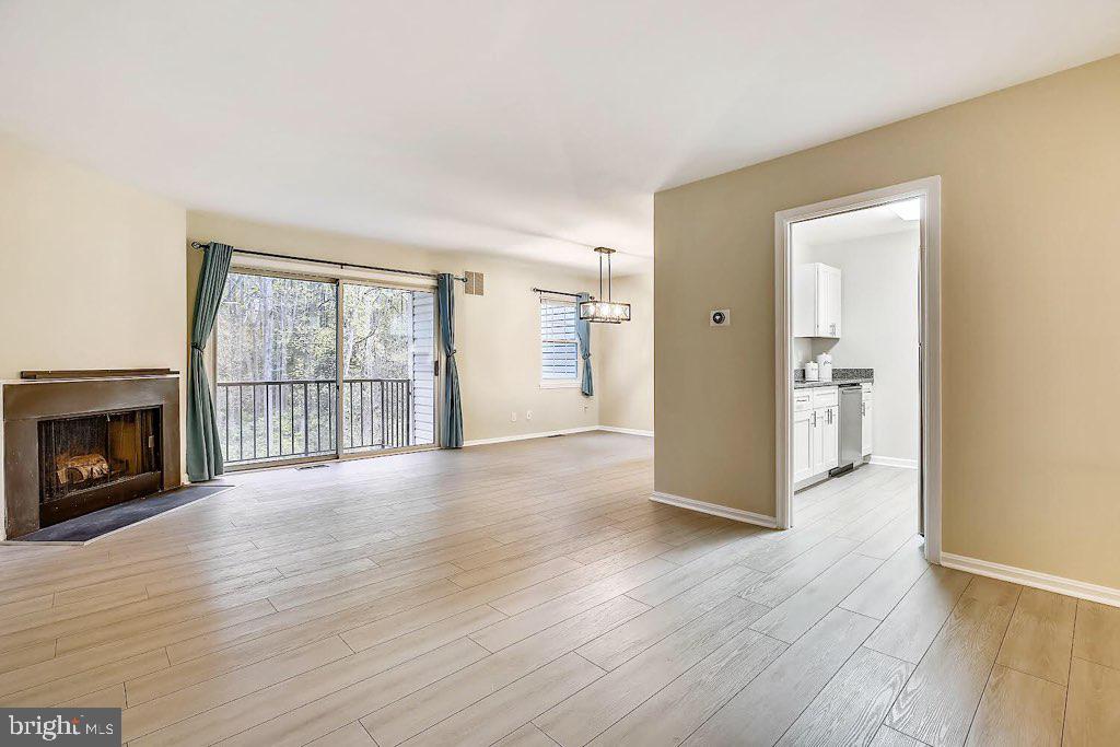 LAKESHORE - Residential Lease