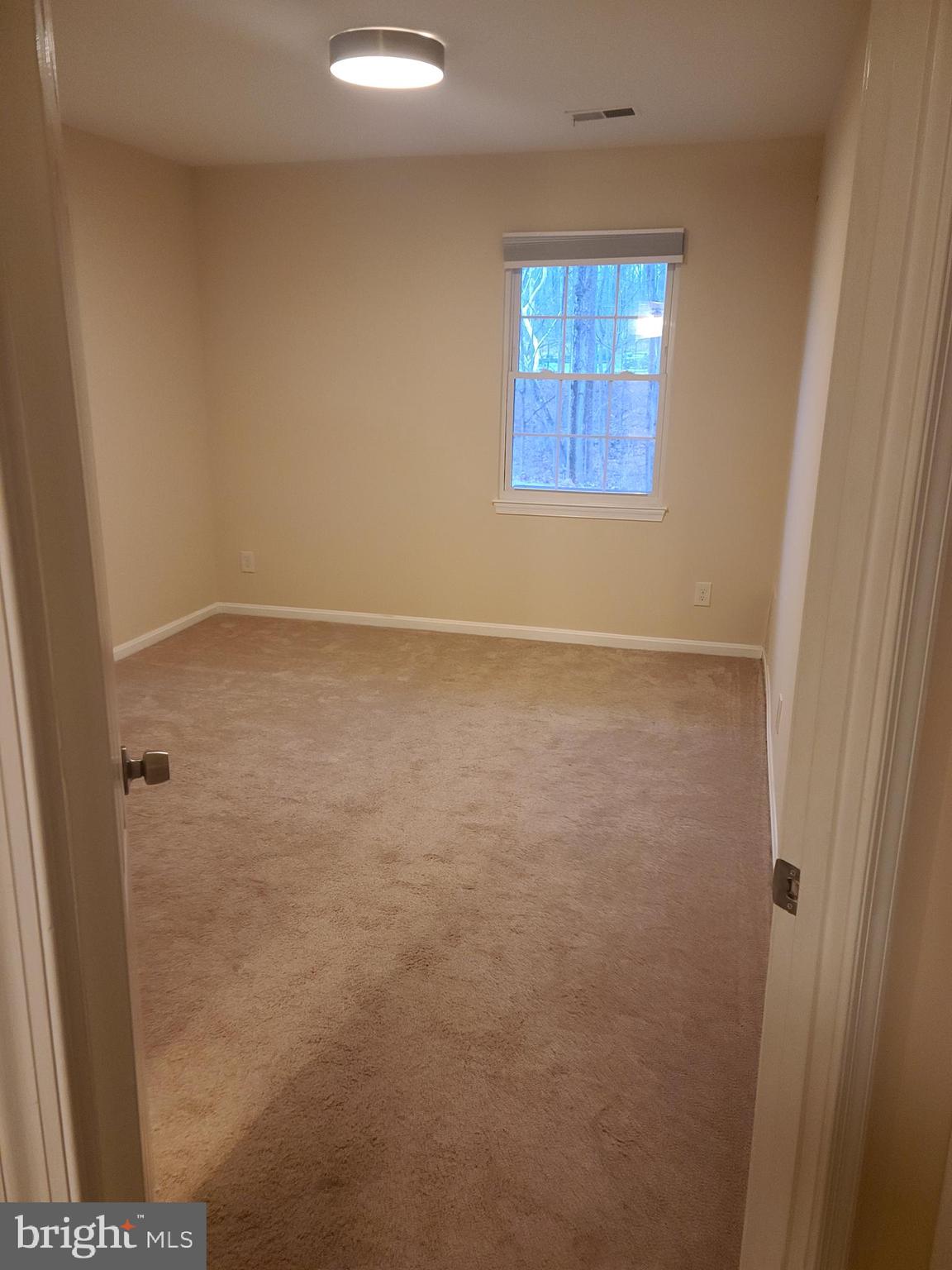 LAKESHORE - Residential Lease