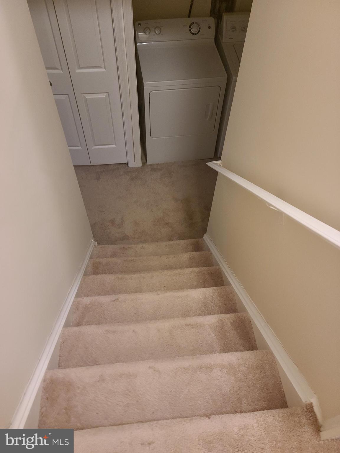 LAKESHORE - Residential Lease