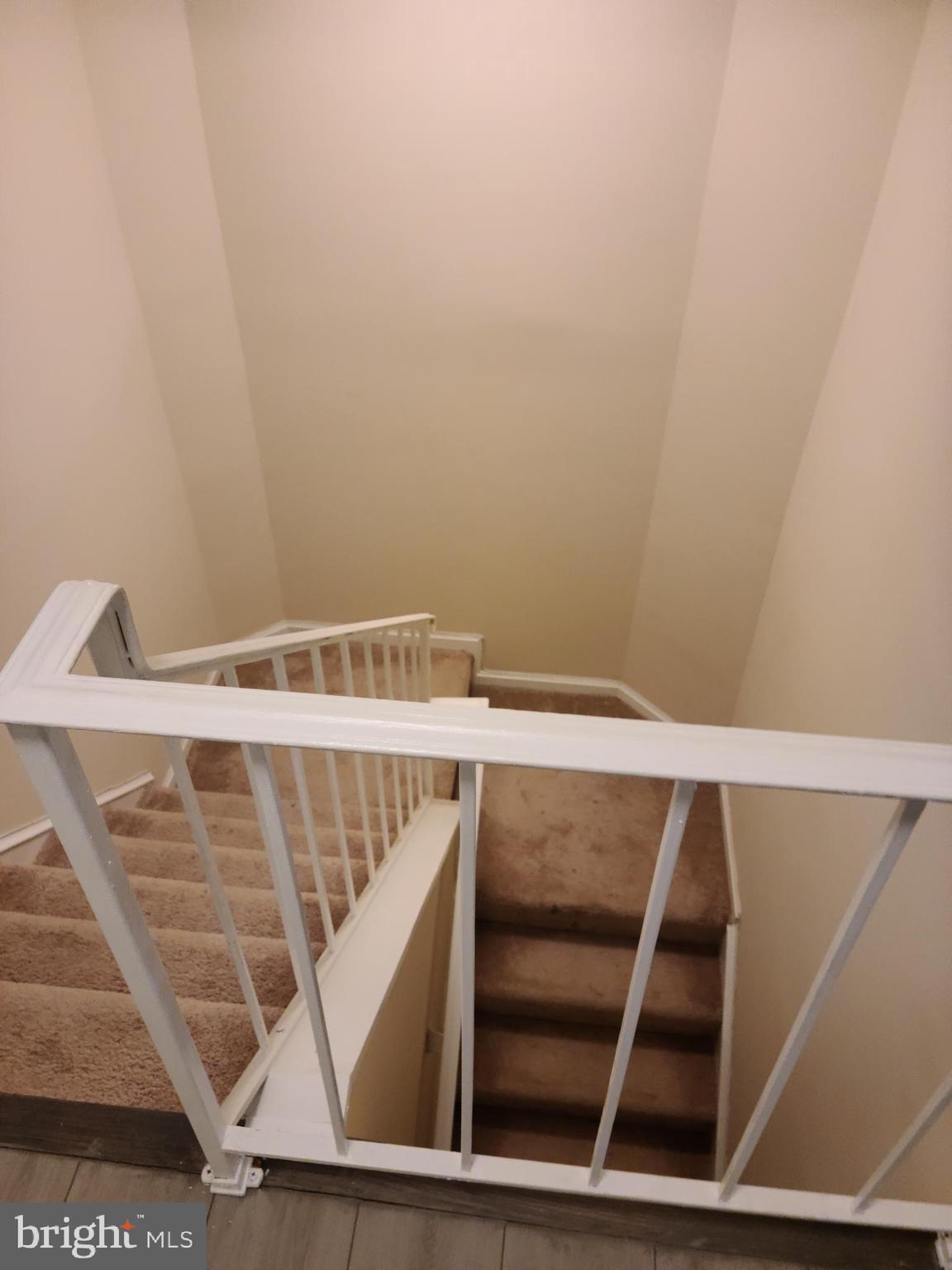 LAKESHORE - Residential Lease