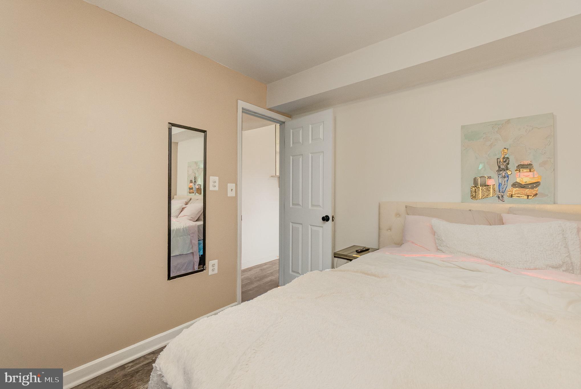 MIDDLESEX - Residential